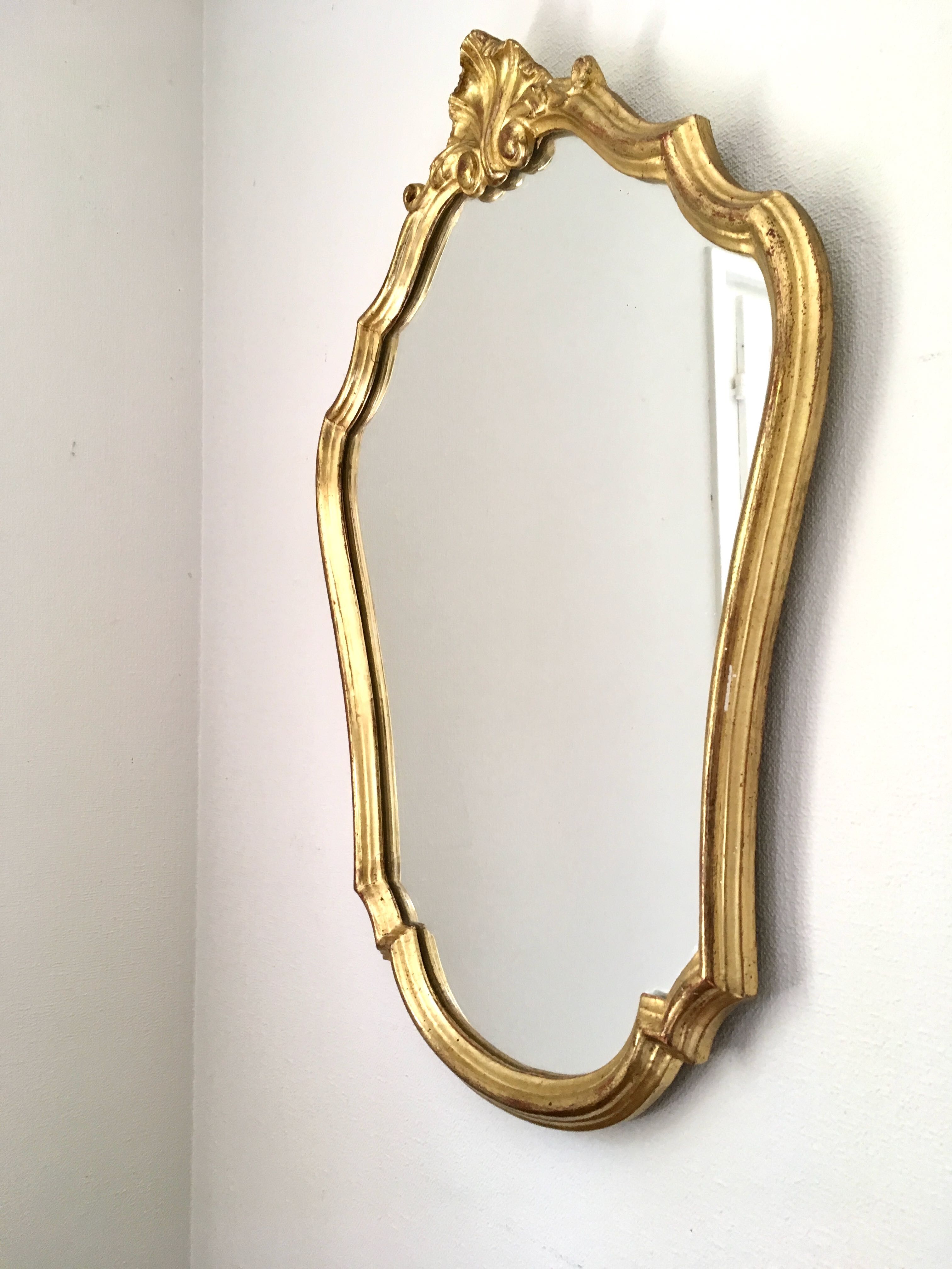 Baroque mirror in gilded wood – 63.5x45 cm - 70s.