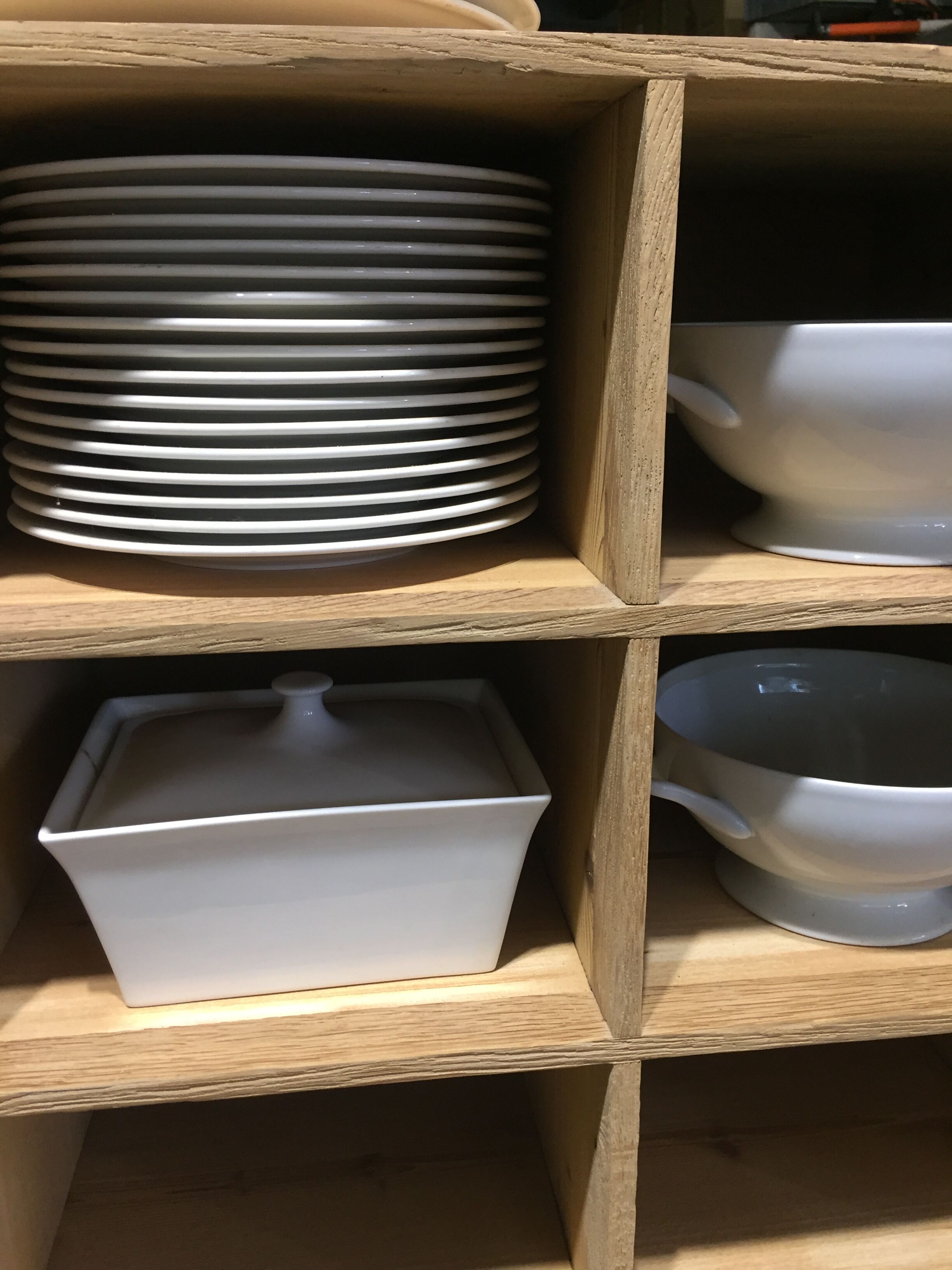 Trade furniture 24 lockers