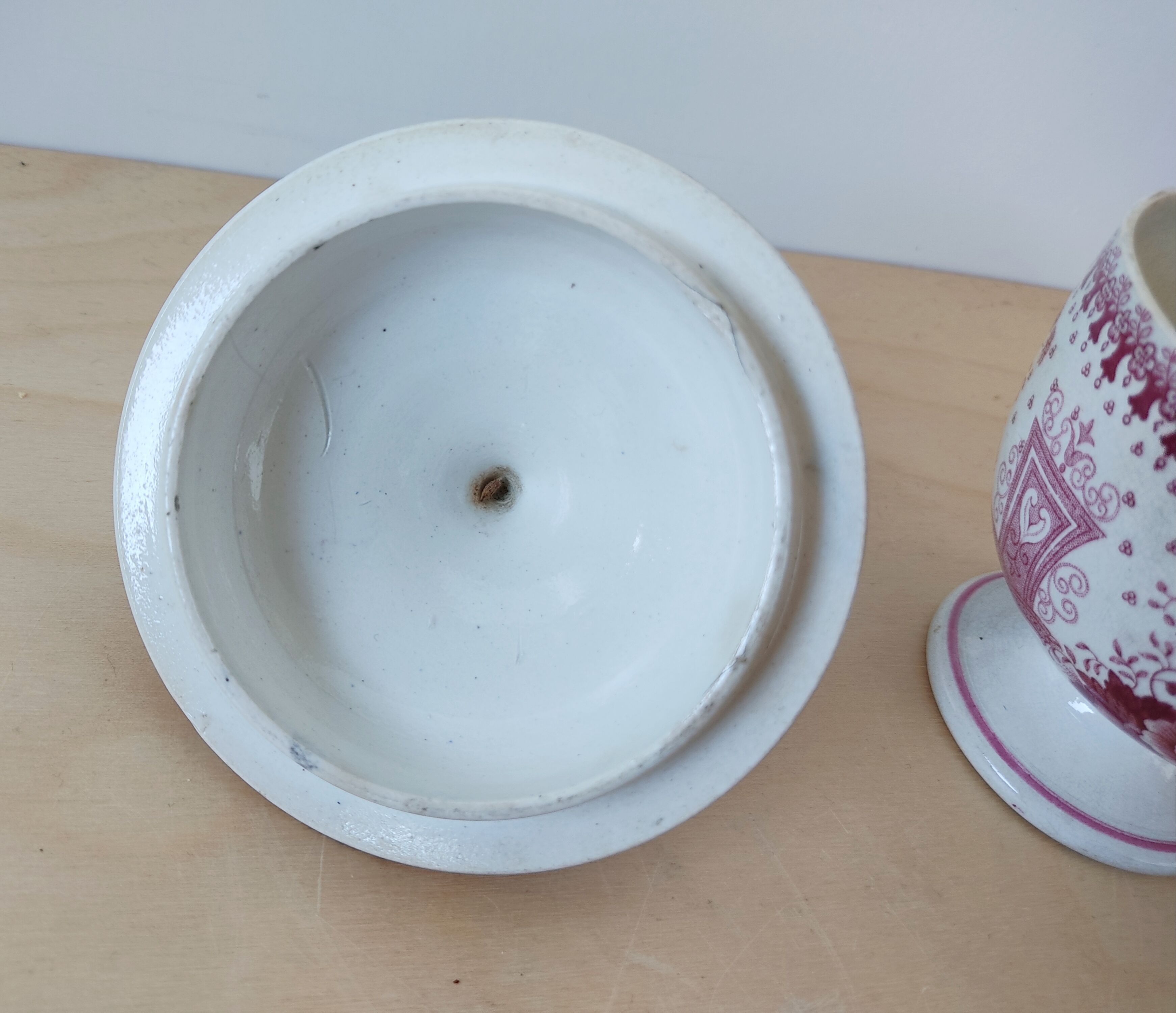 English porcelain sugar, mid-20th century