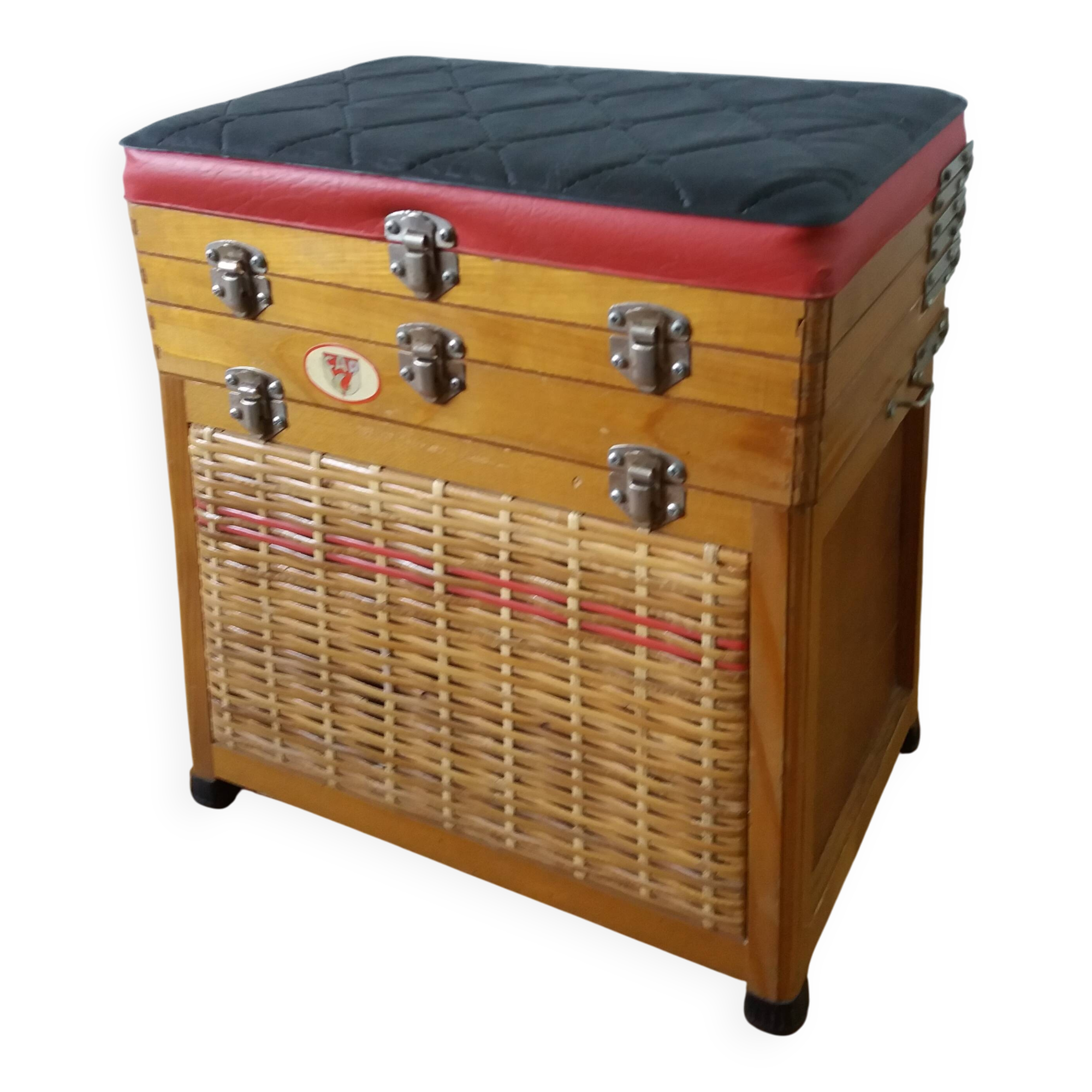 Fishing storage box fishing stool
