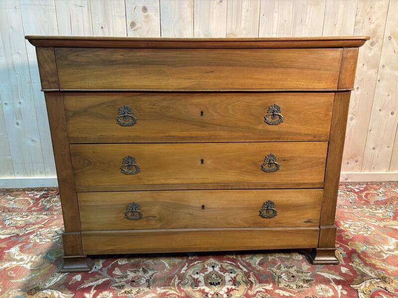 Louis Philippe chest of drawers in blond walnut