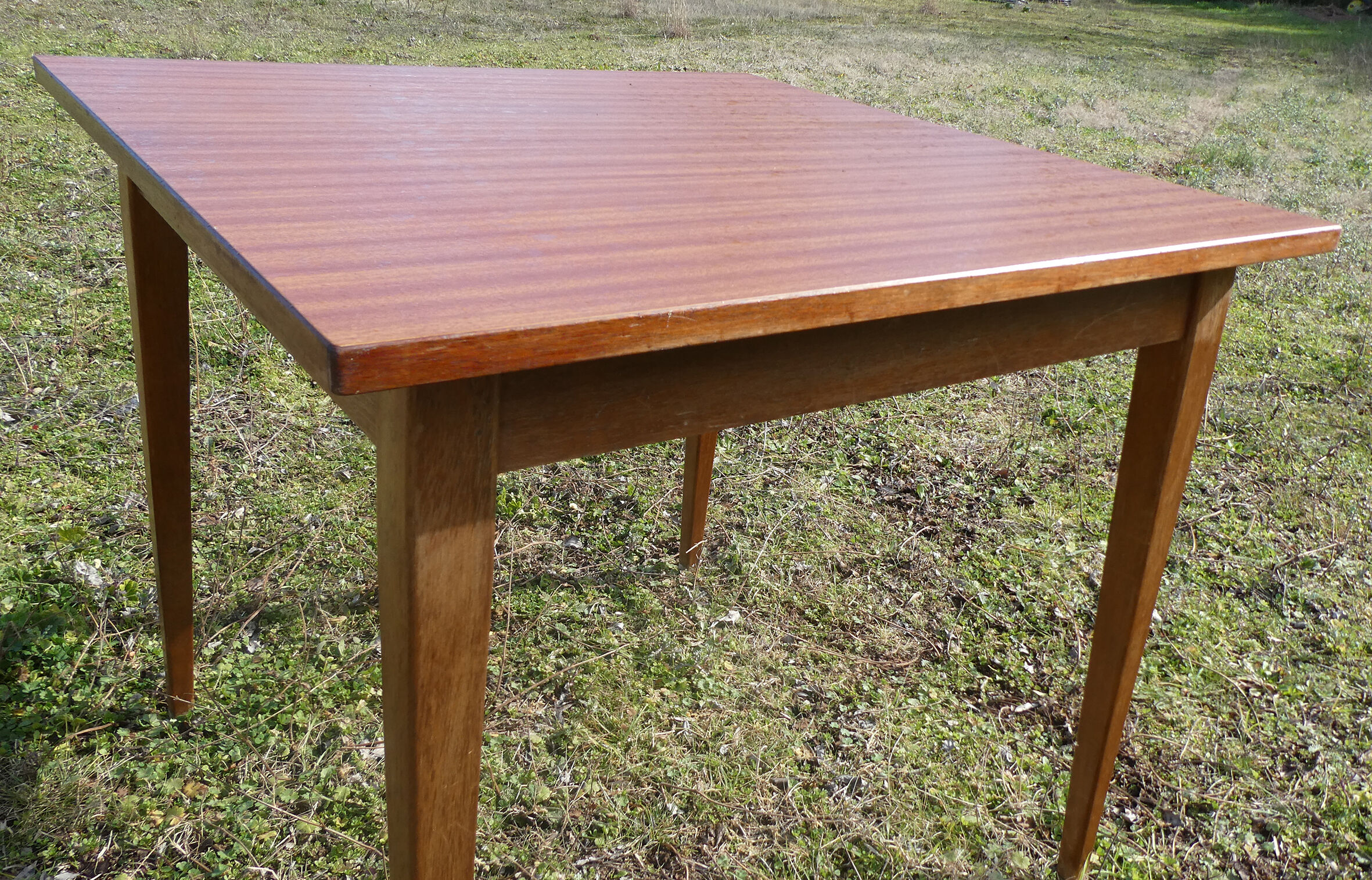 Pair of square wooden bistro tables 80 x 80 cm