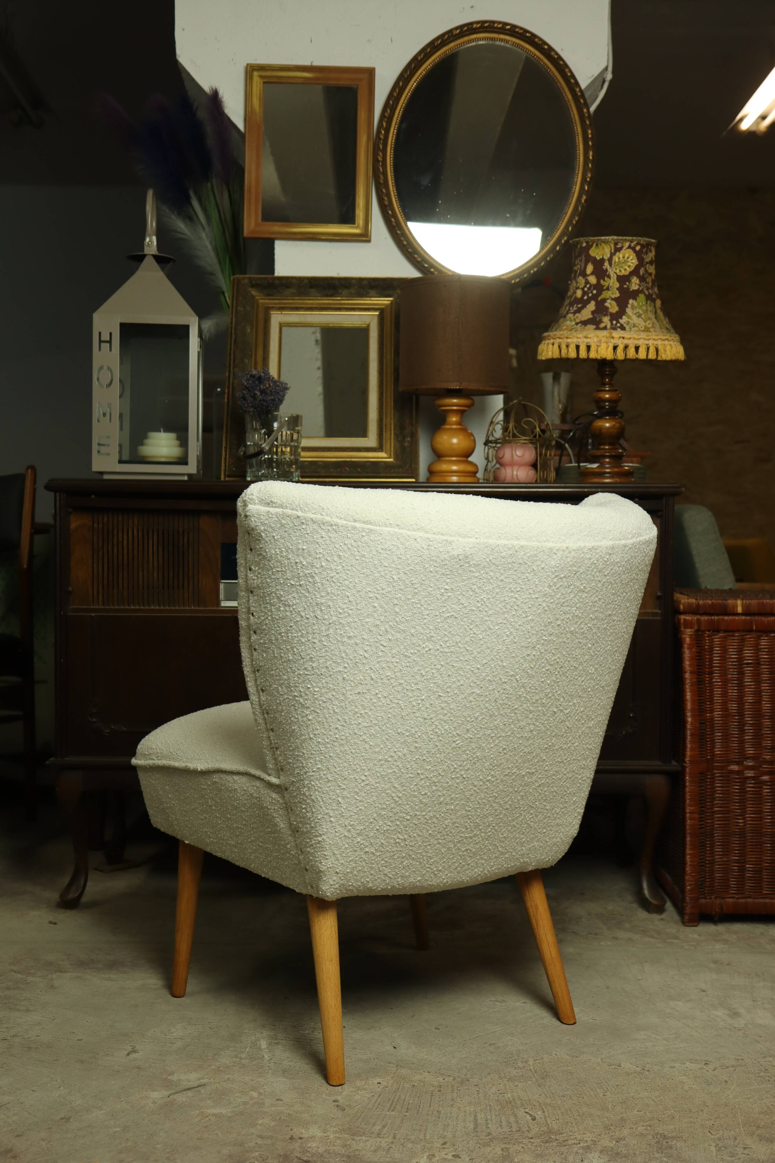 Fauteuil club vintage expo '58 tapisserie boucle blanche entièrement rénovée salon style art déco