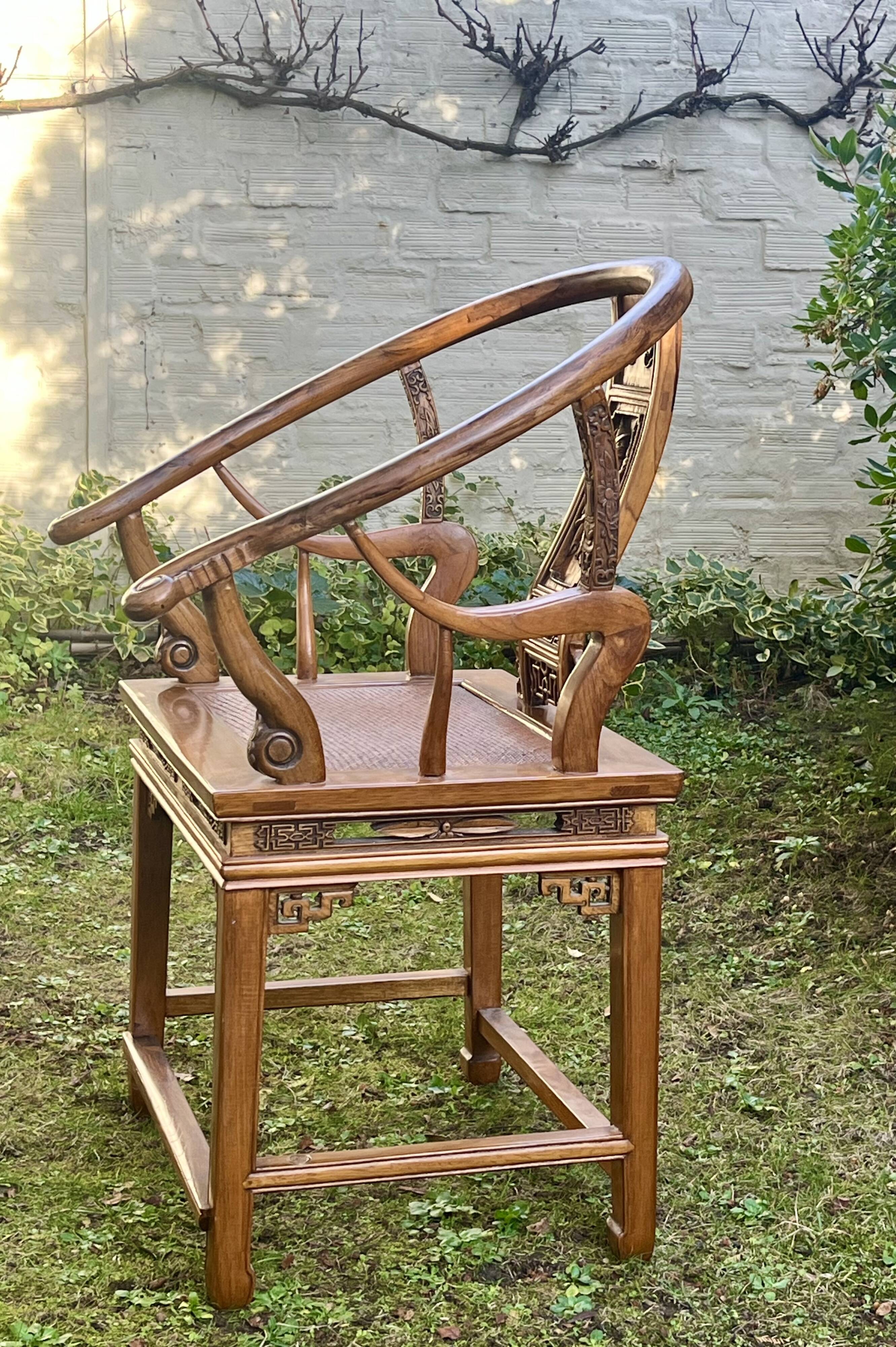 Chinese armchair - horseshoe - Very good condition