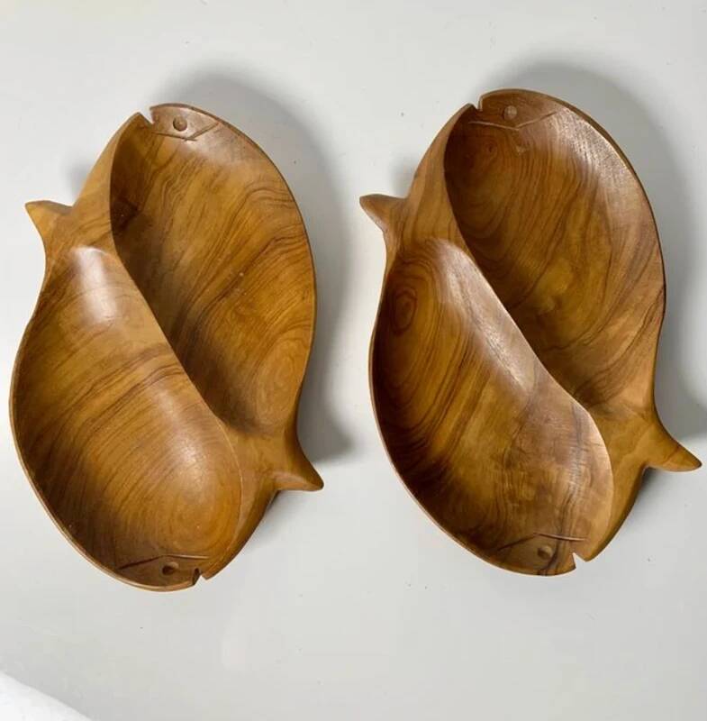 Set of 2 handcrafted olive wood fish bowls/dishes - MCM
