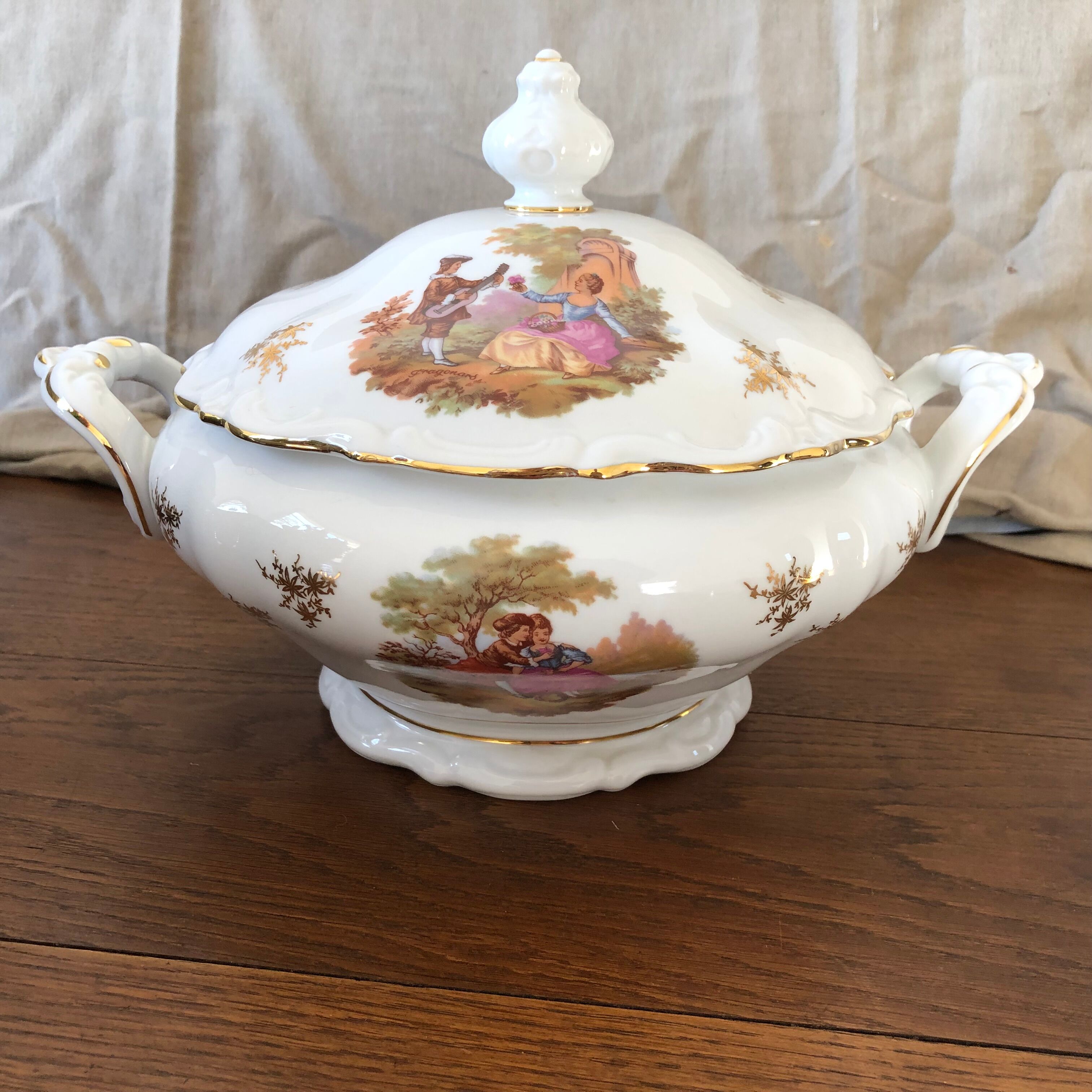 Table service, 48 pieces