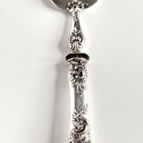 Silver Fish Scoop | Rocaille Handle & Chiseled Decor