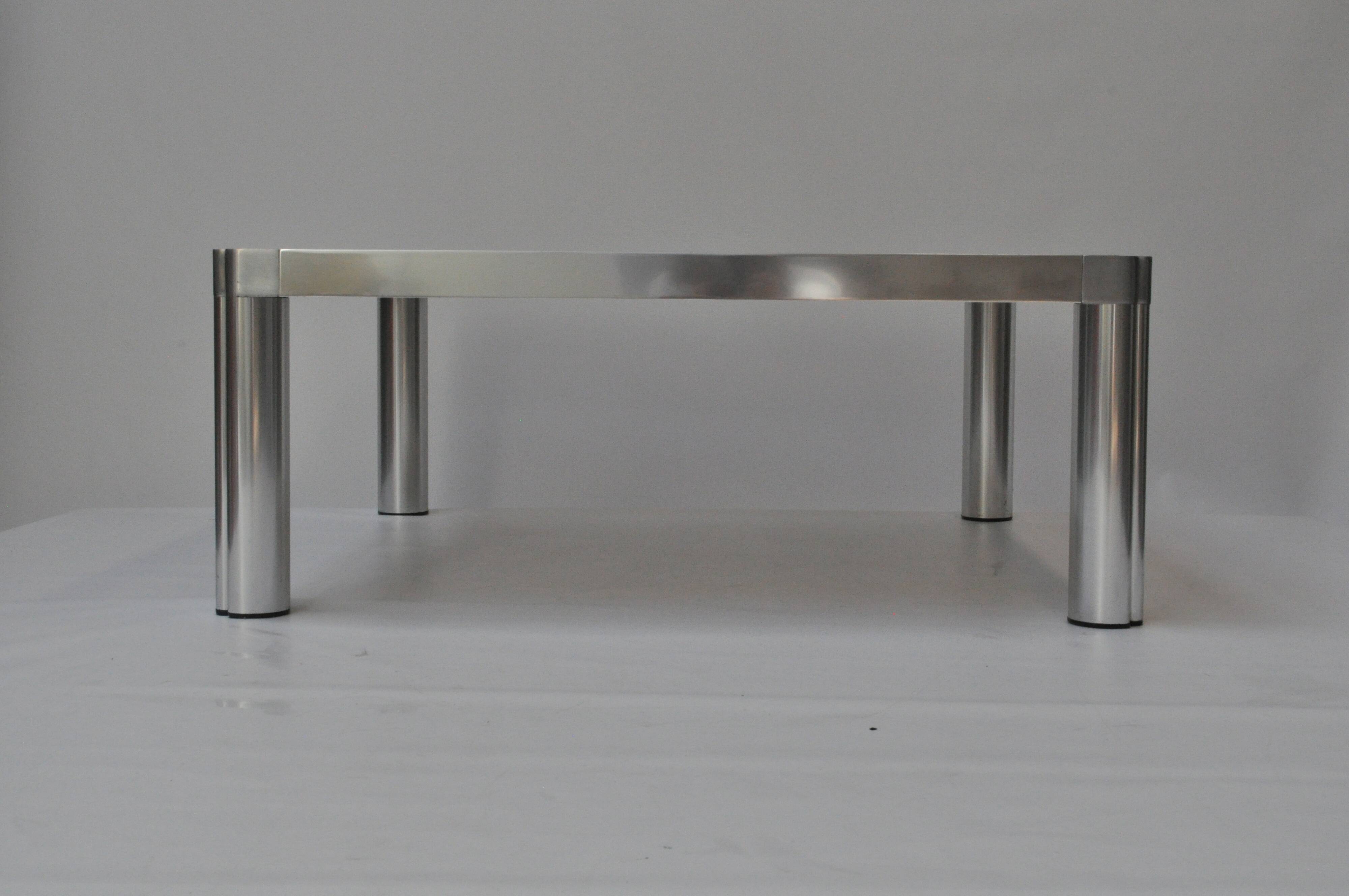 Artifort T122 coffee table by Kho Liang Ie – Original smoked glass – 1970s