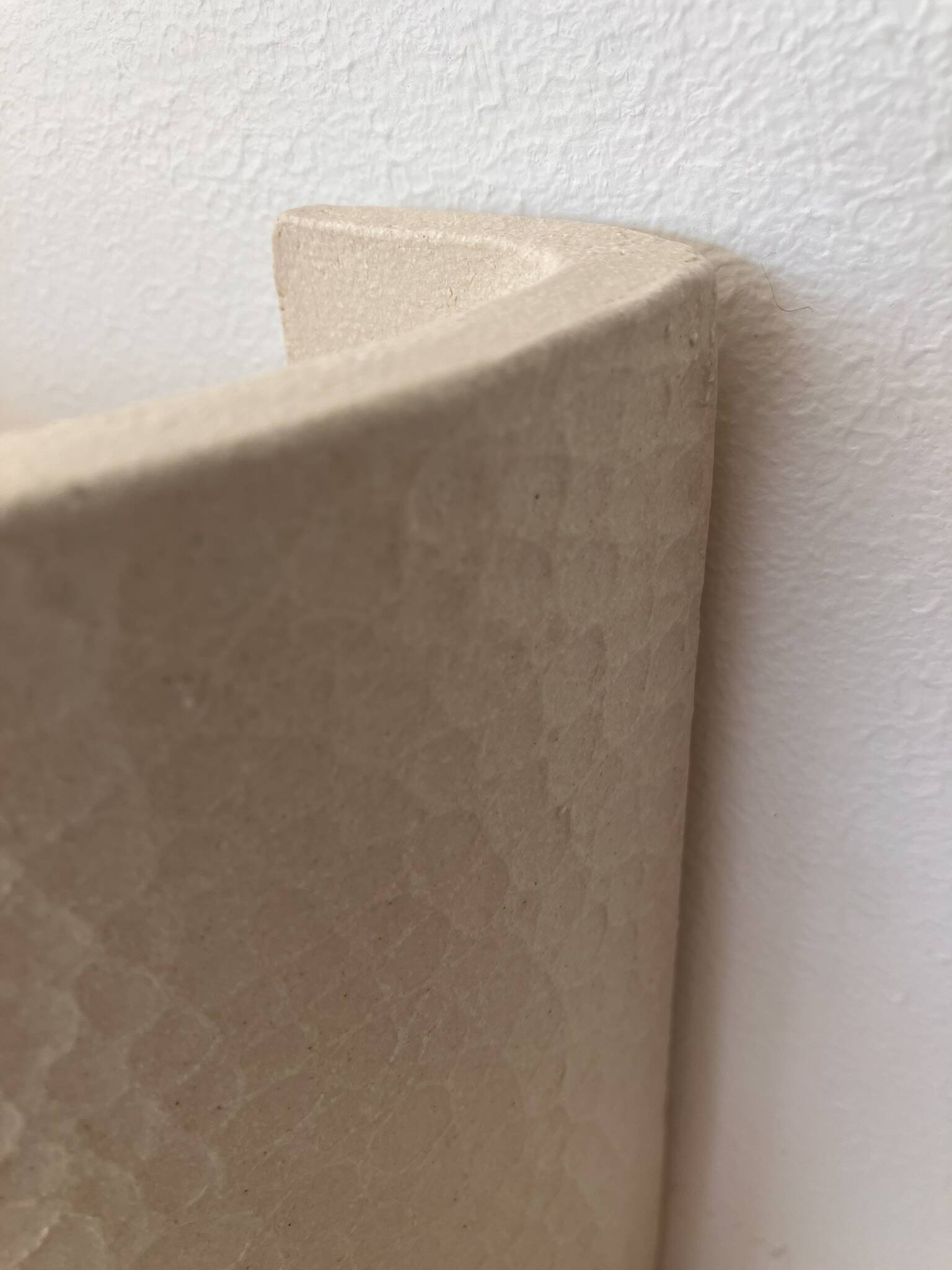 Matte glazed ceramic crocodile print wall light - French manufacture
