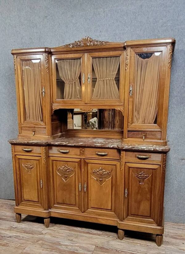 Buffet époque Art Déco en noyer massif vers 1930