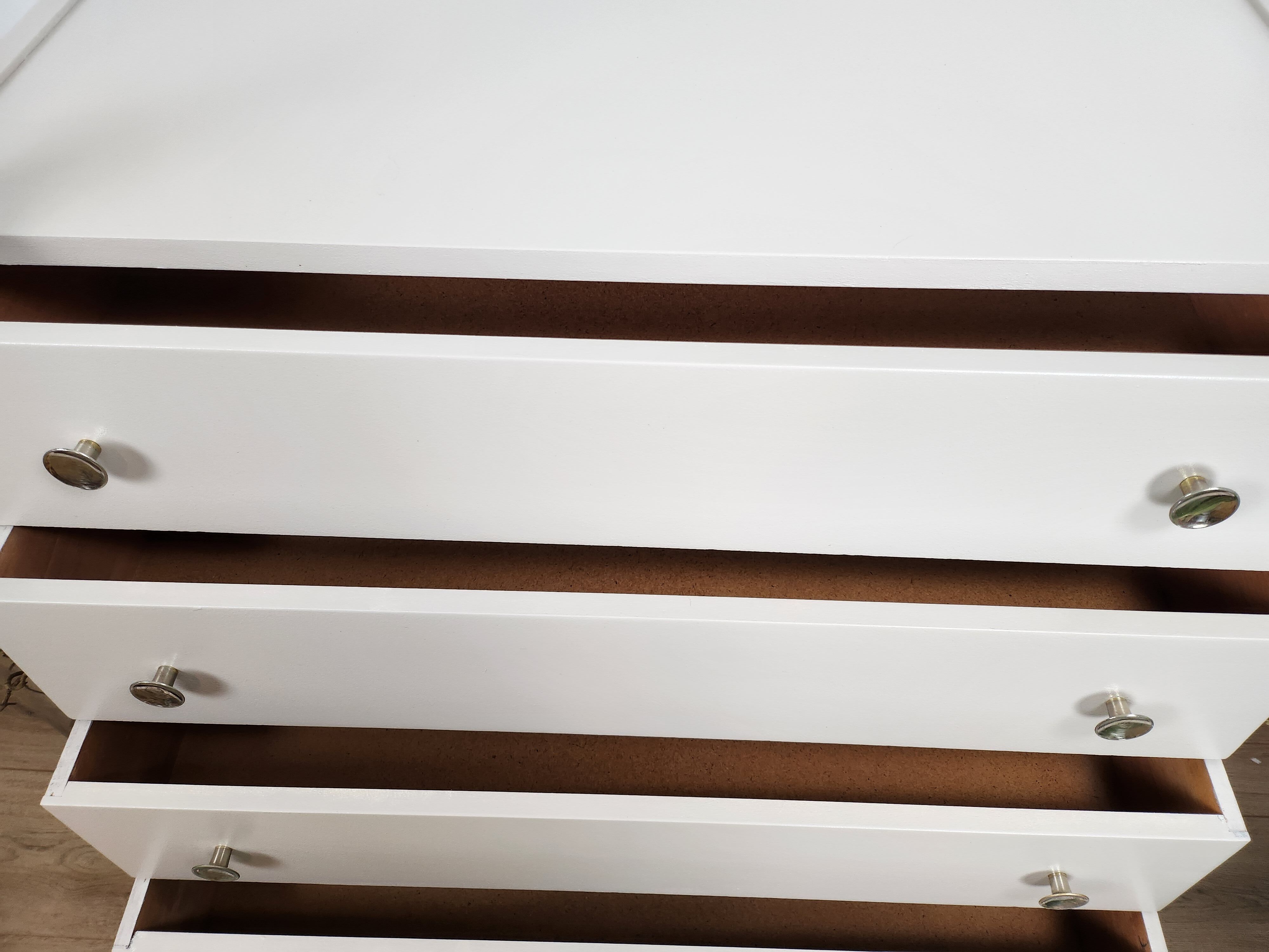 Vintage chest of drawers year 60