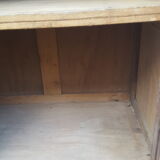 Buffet wood rough sliding doors