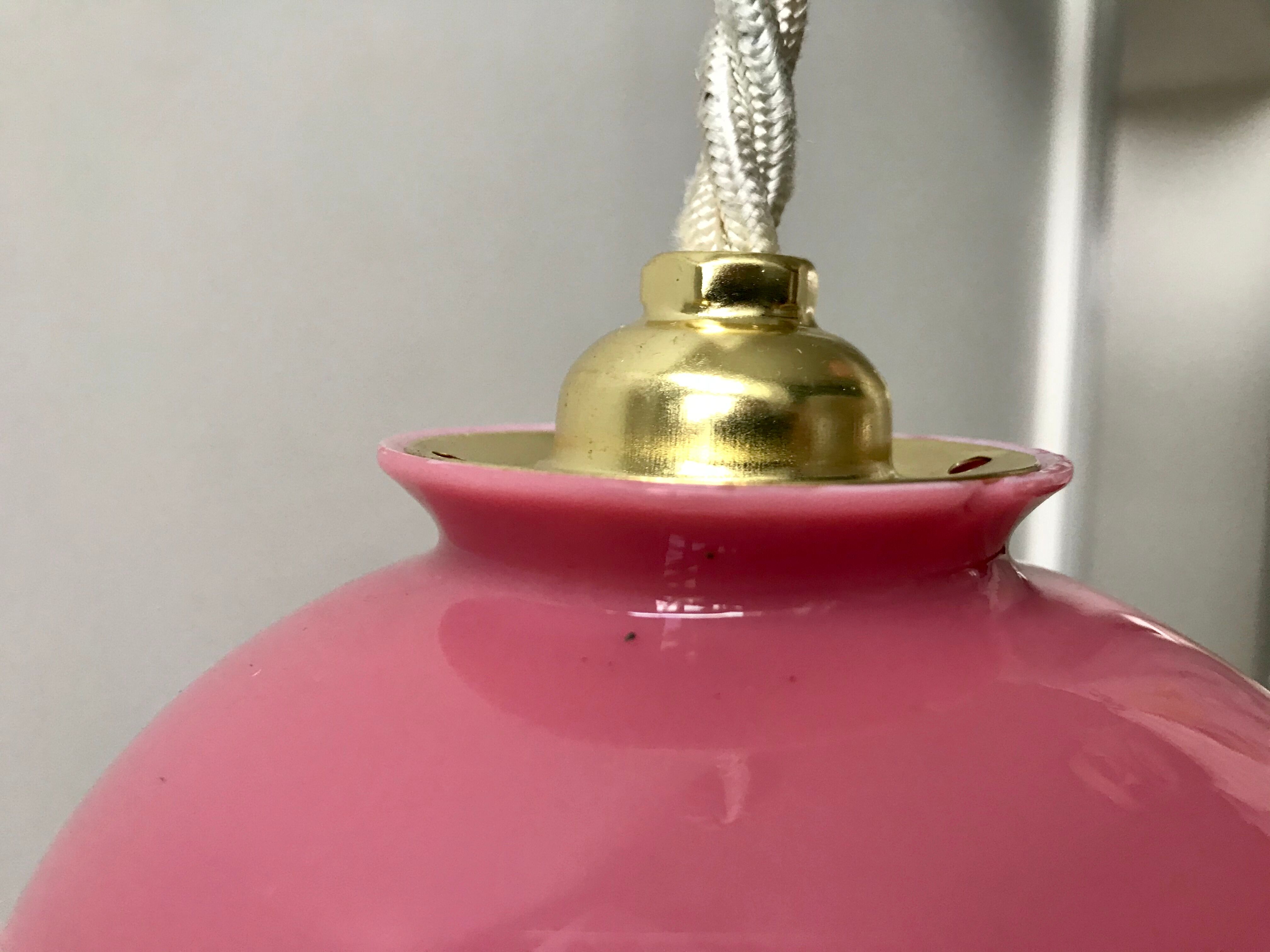 Suspension ball in opaline pink candy 50s