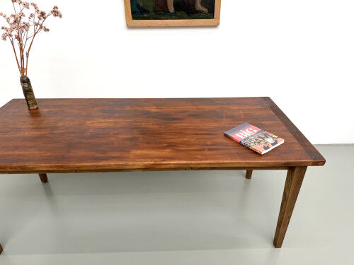 Oak dining table with tapered legs, 1970s.