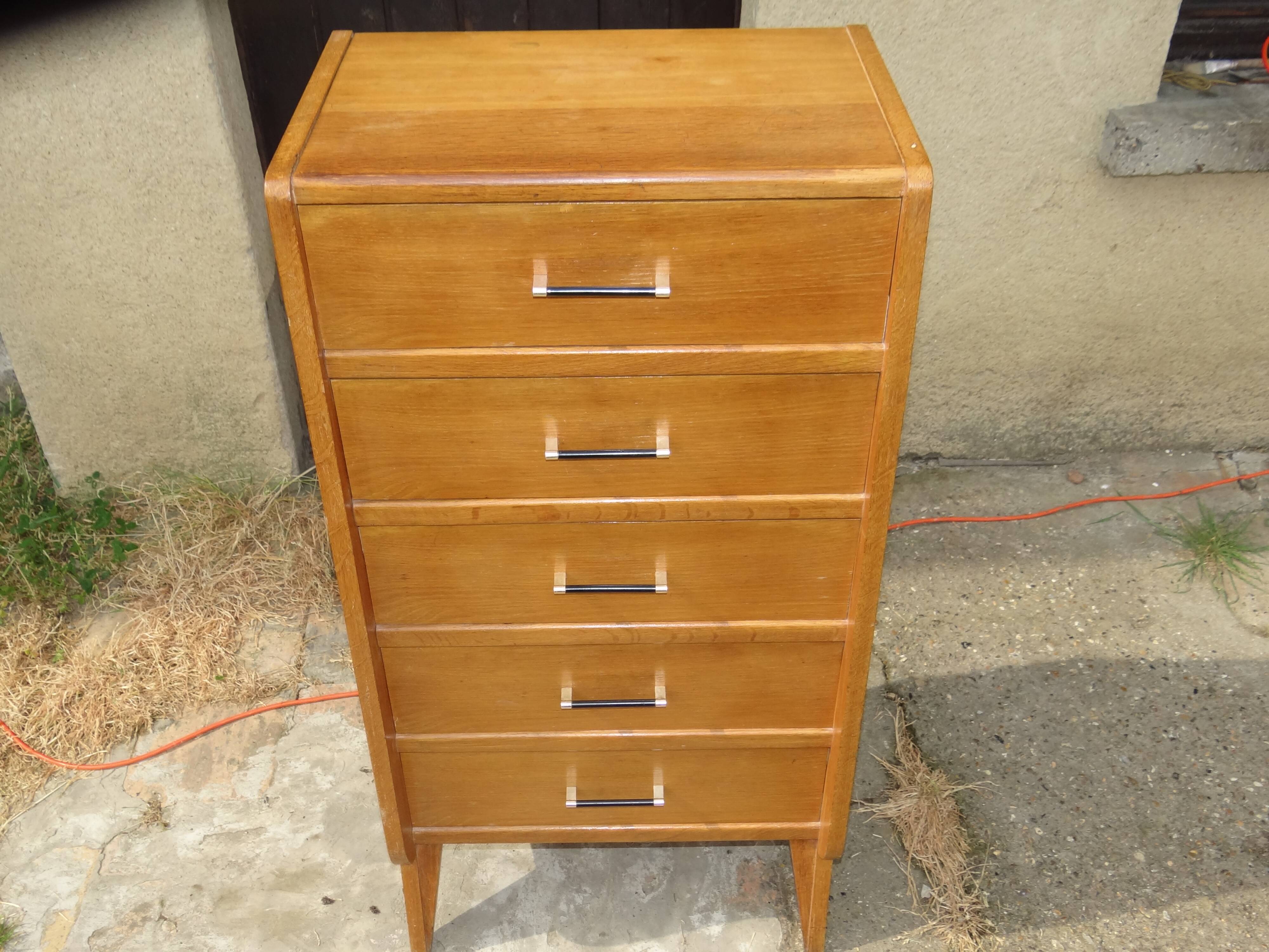 1950-foot compass chest of drawers