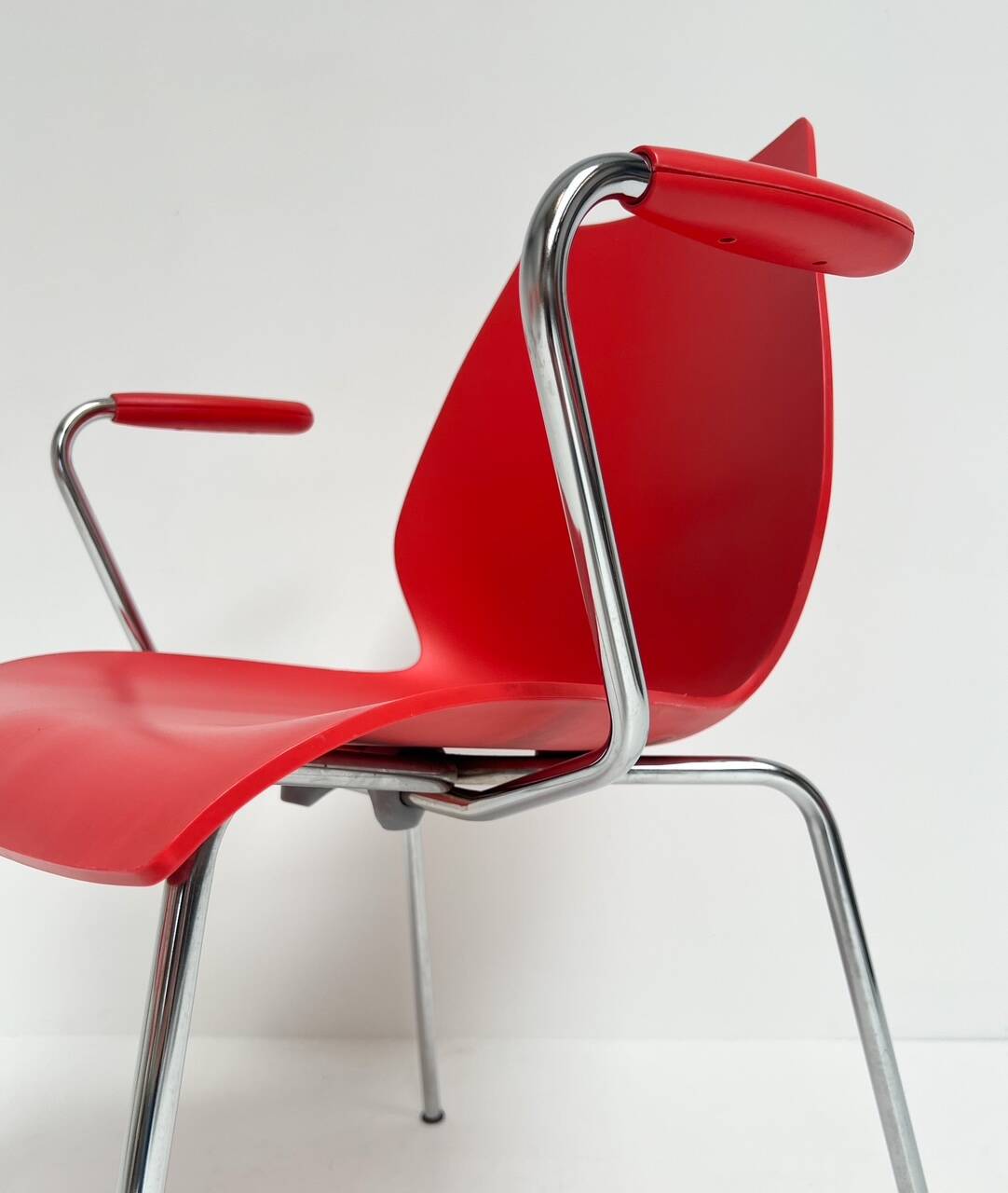 Set of 4 Maui Kartell chairs by Vico Magistretti, 1980s