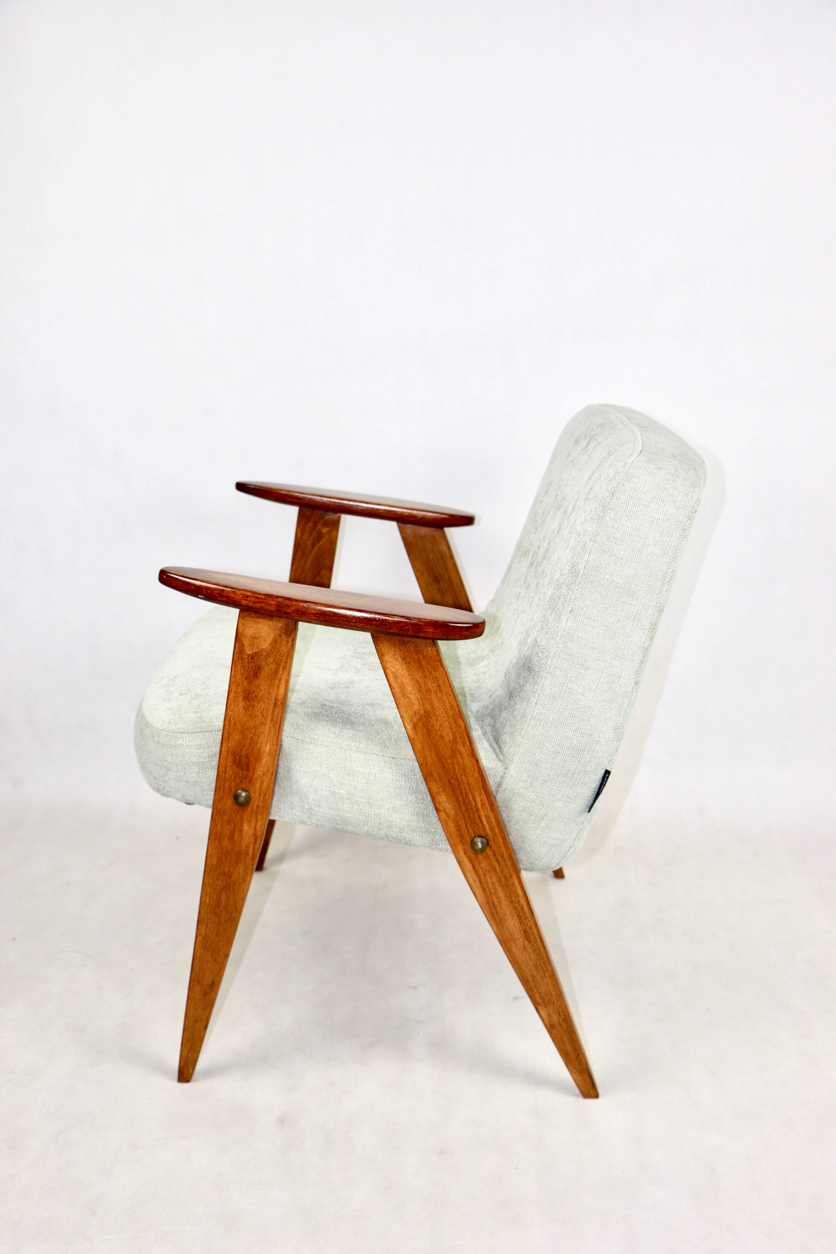 Fauteuil vintage Chierowski 366, années 1970, vert clair