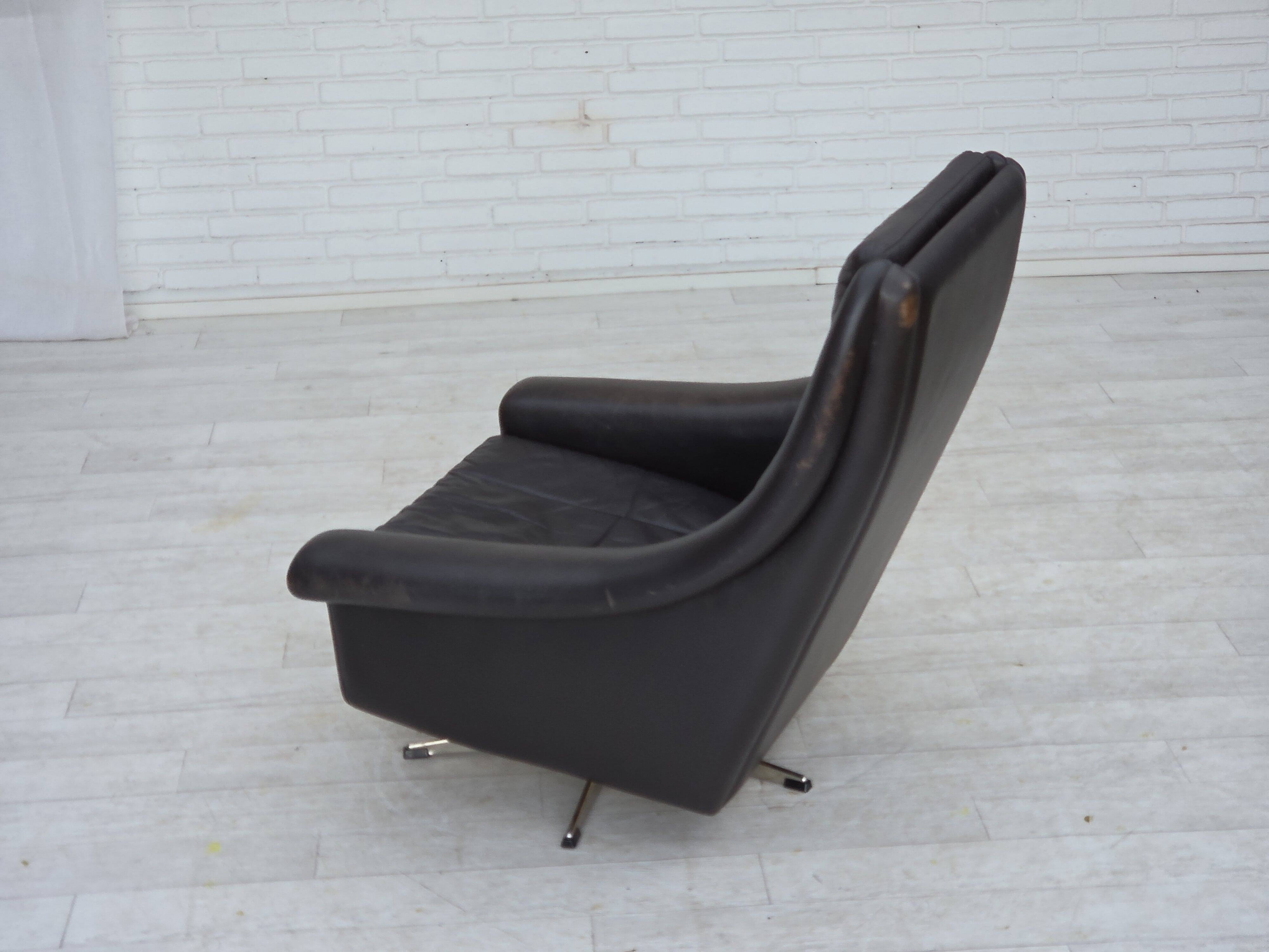 1960s, Danish highback swivel armchair by Aage Christensen, leather.