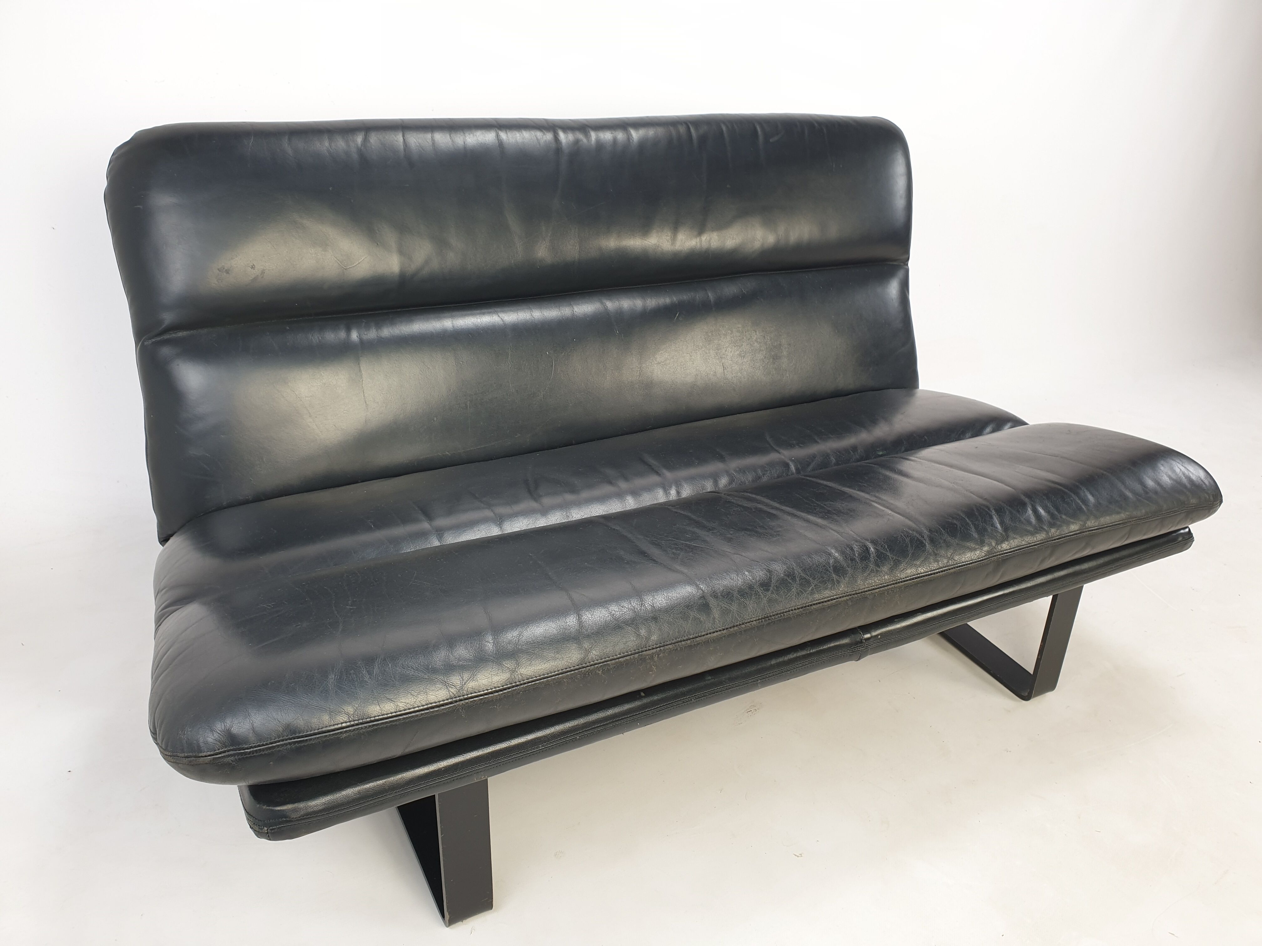 Mid Century 2-Seater Sofa by Kho Liang Ie for Artifort, 1960s