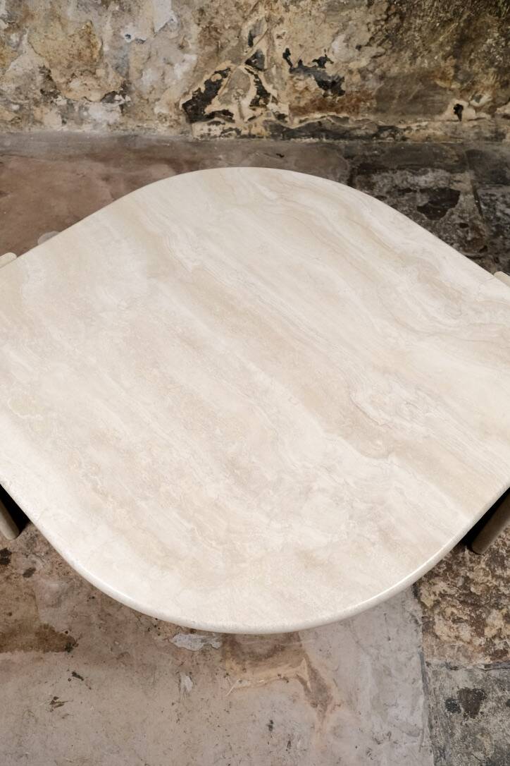 Table basse oeil en travertin, Roche Bobois, 1980s