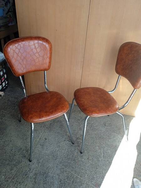 Pair of vintage design chairs from 1960