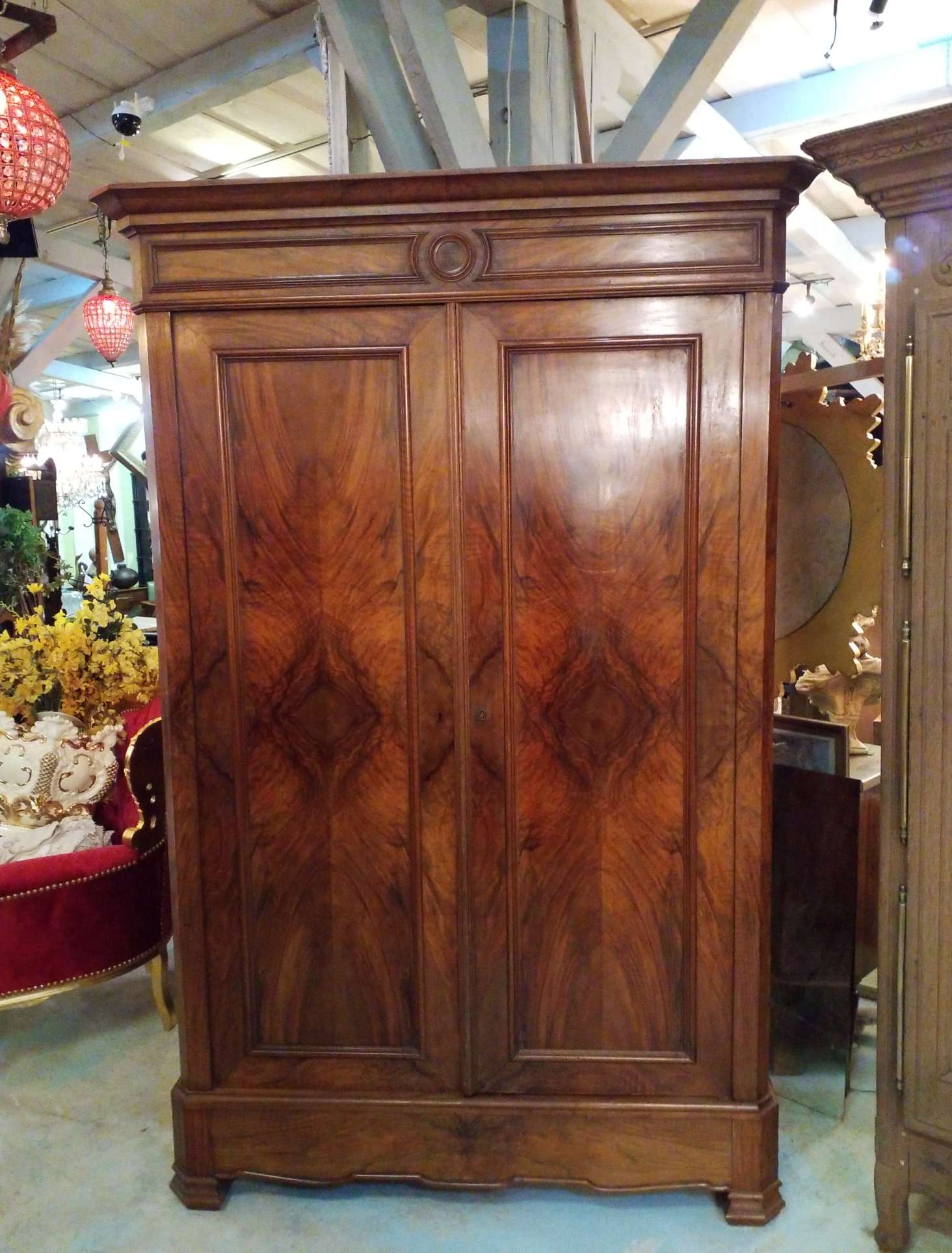 Louis Philippe wardrobe