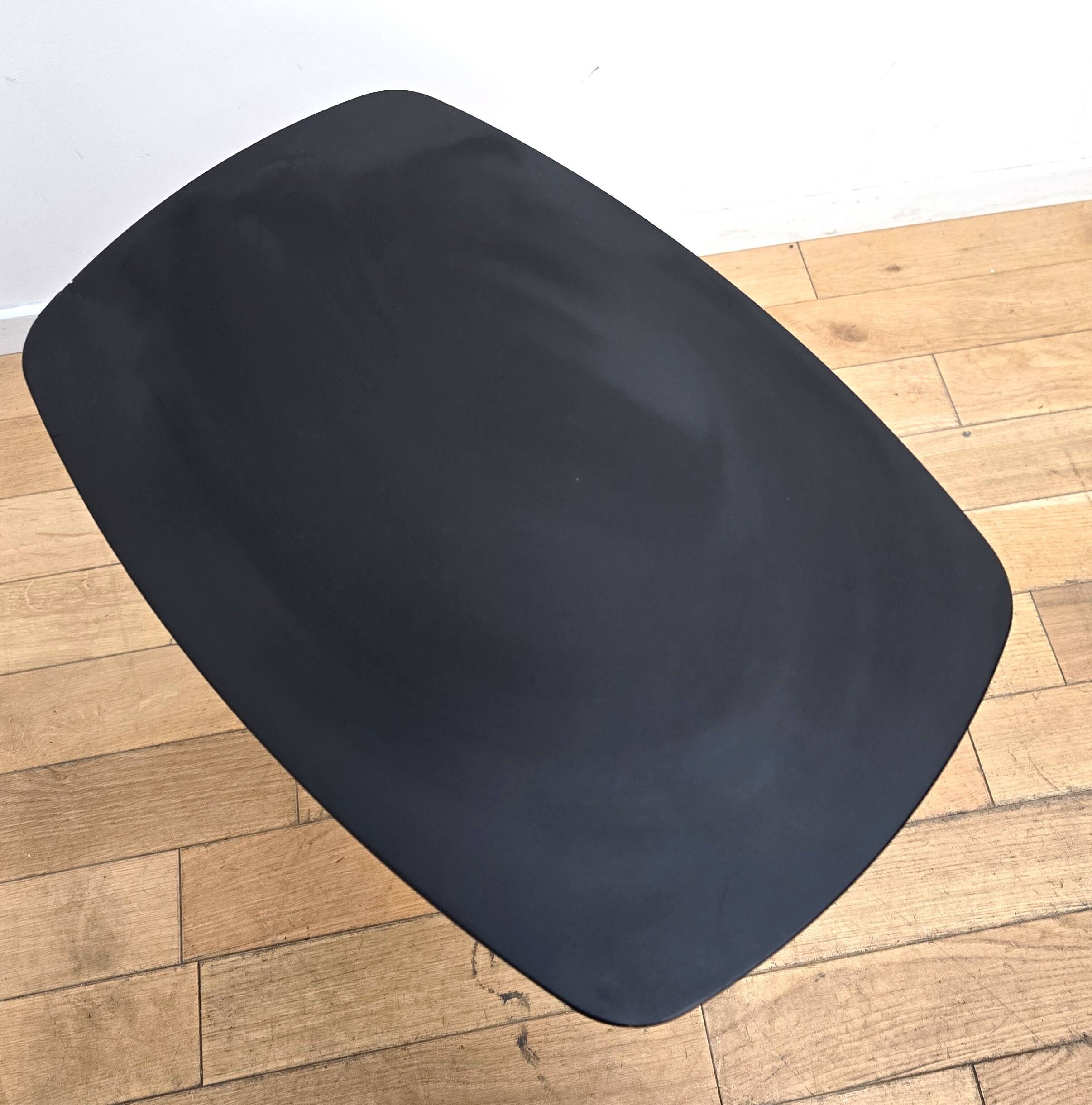 Inclass designer side table