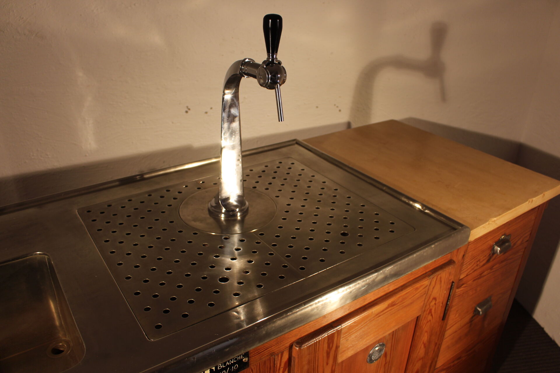 Bar from the 1920s-1930s