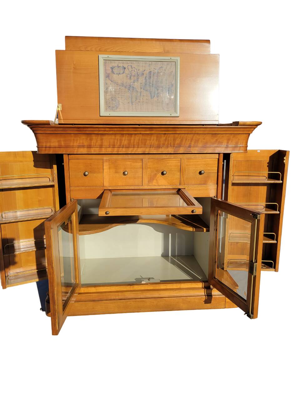 Bar / cocktail furniture