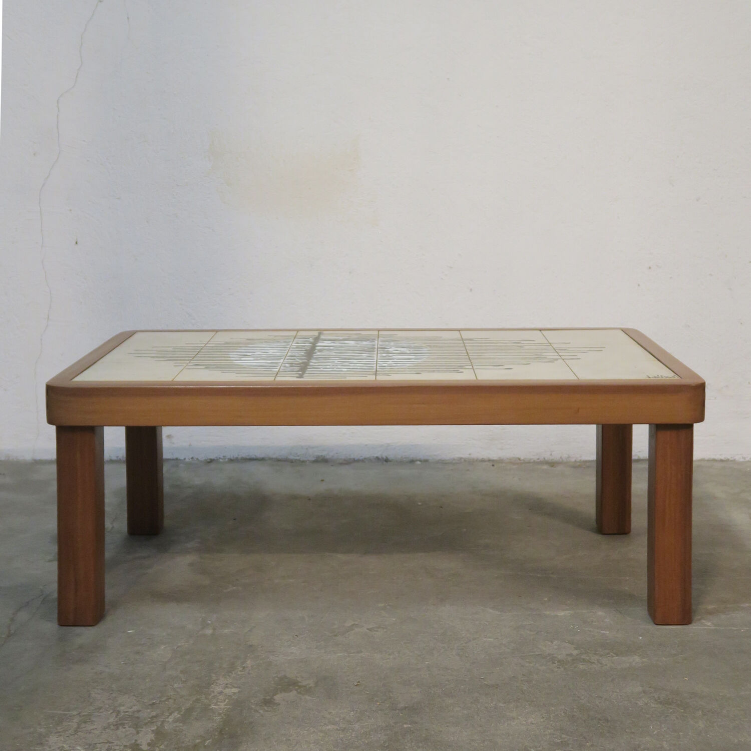 Jean d'Asti ceramic table
