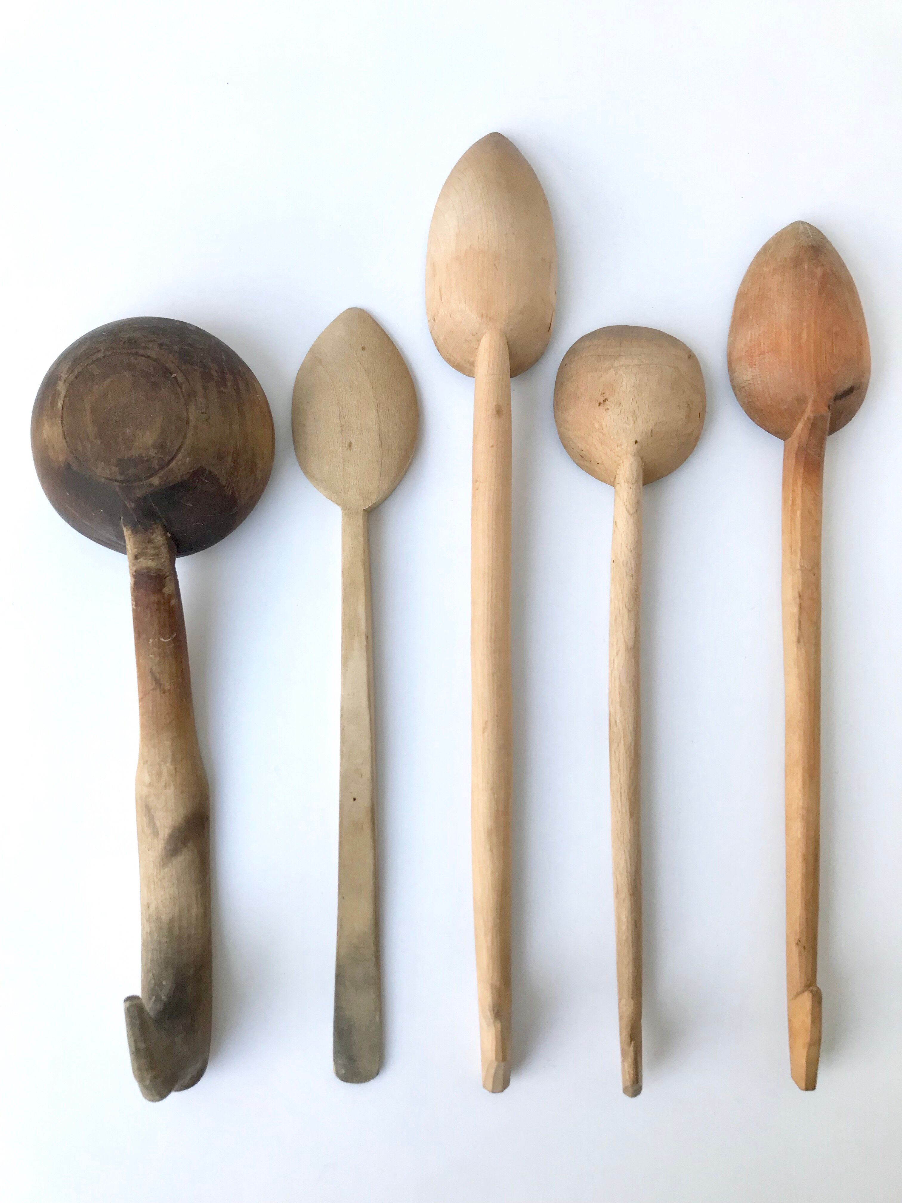 Couverts en bois vintage