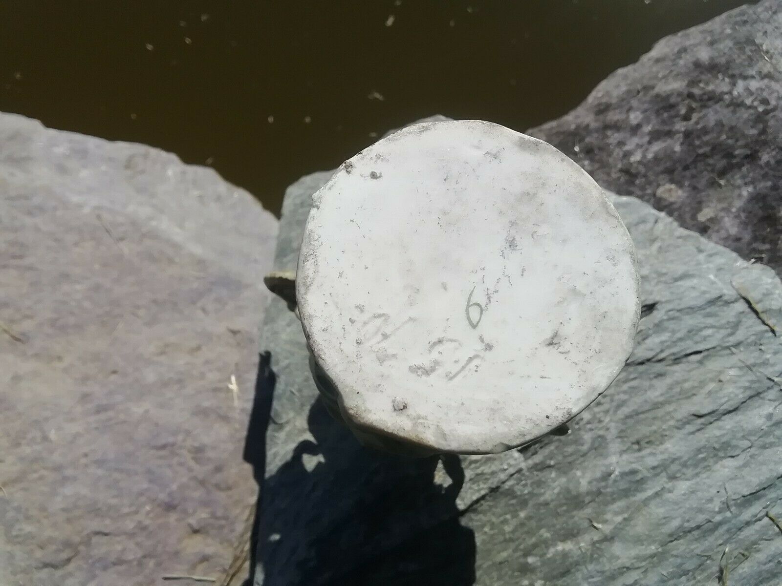 Vase en biscuit fin xixème