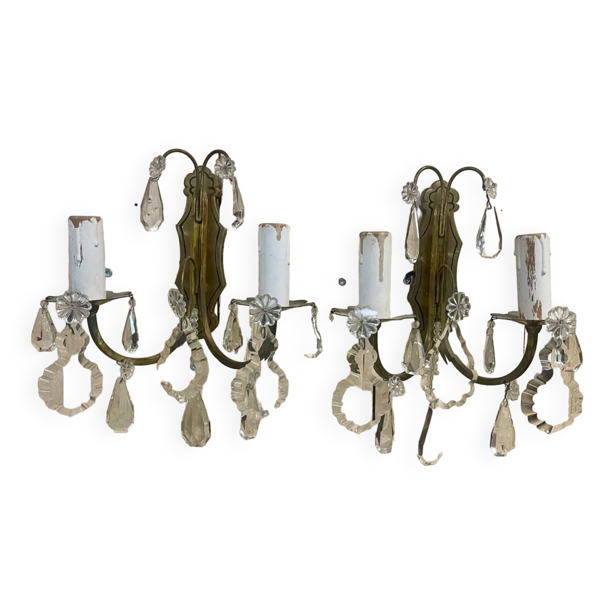 Pair of bronze sconces and pendants from the early 20th century