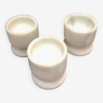 Marble egg cups