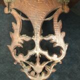 Oak applying console carved with rinsings