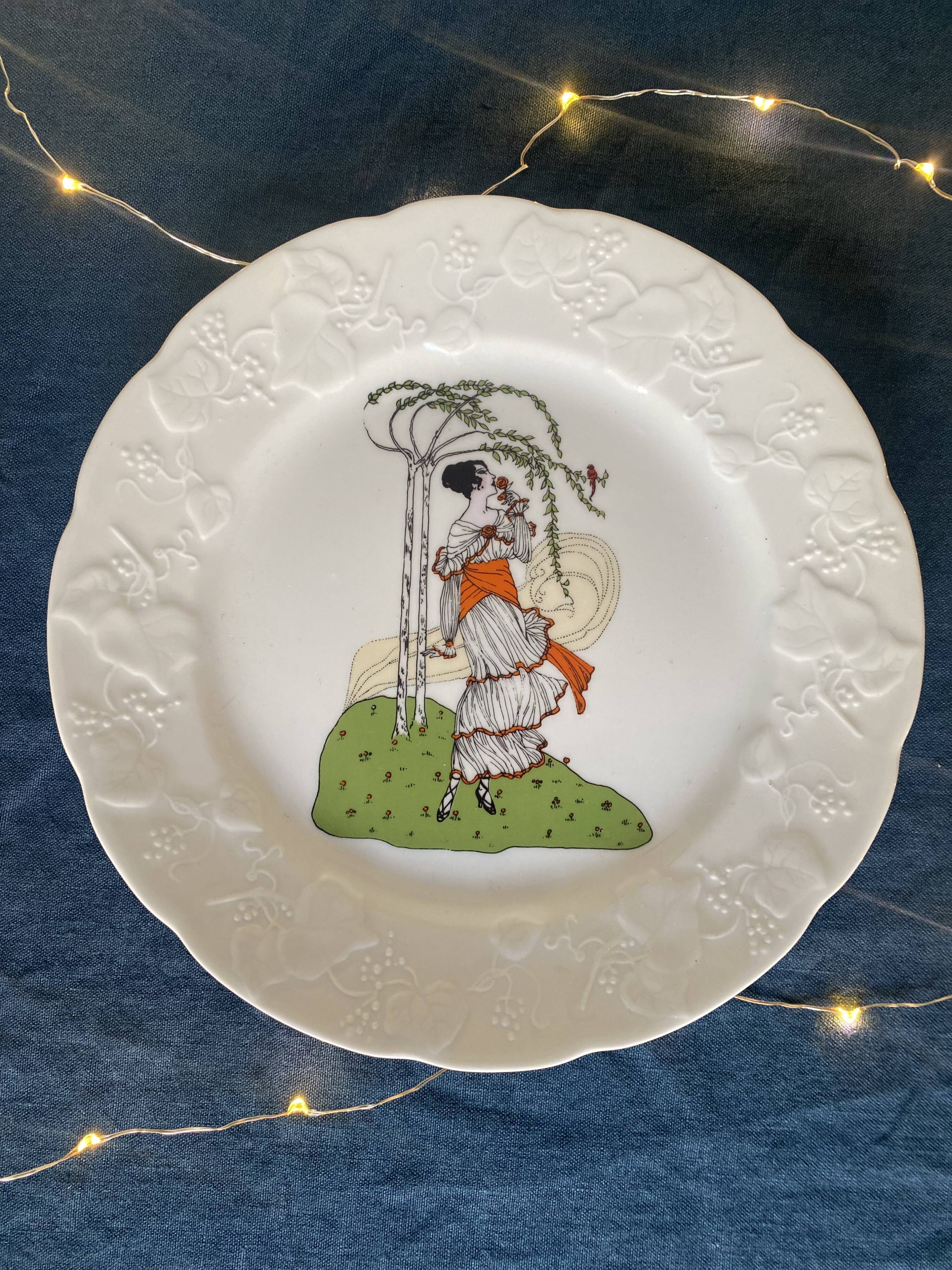 5 dessert plates art deco style