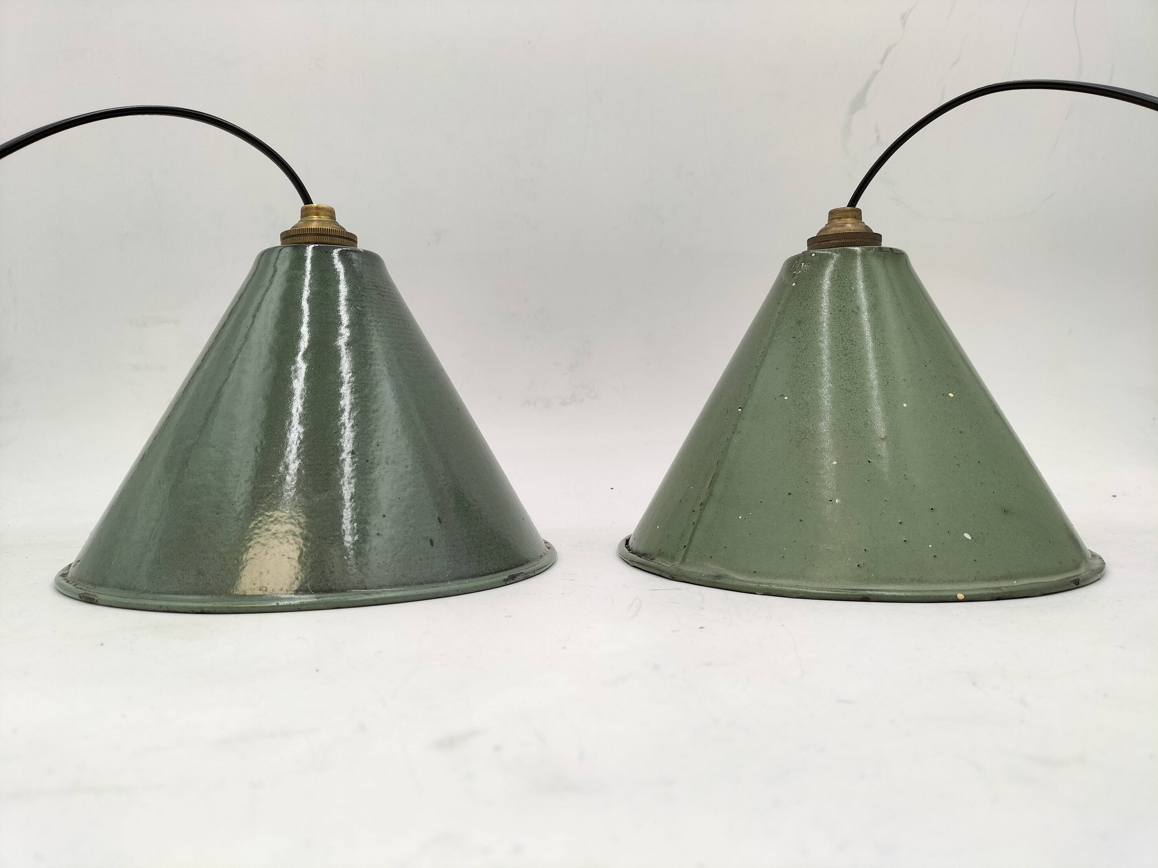 Enamelled sheet metal cone pendants