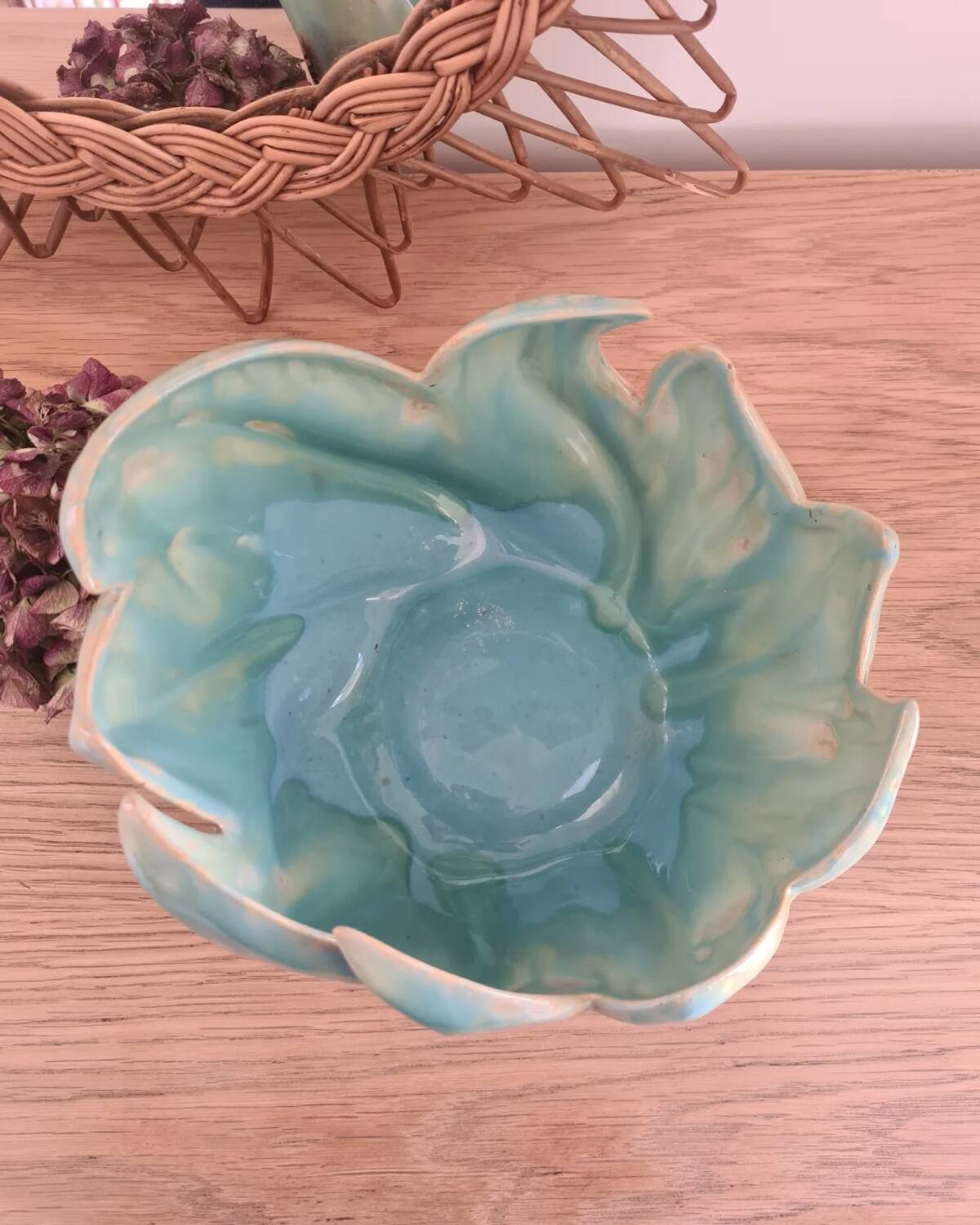 Flame ceramic planter