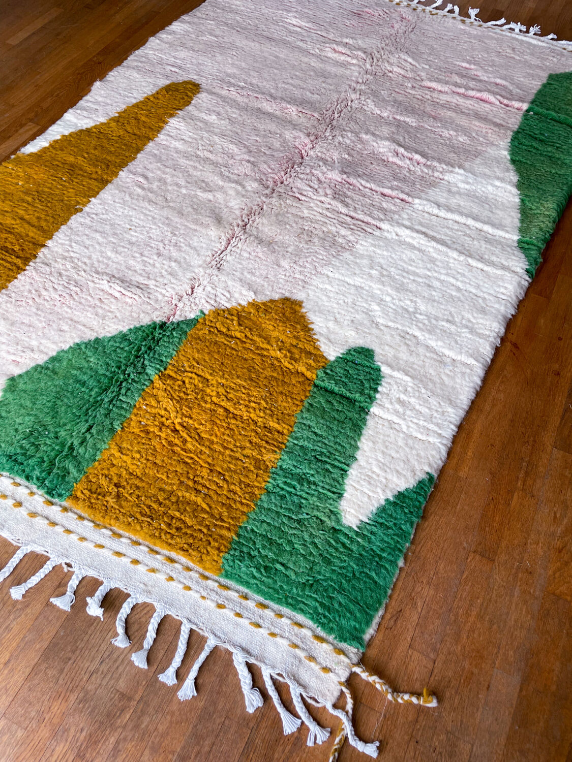 Moroccan berber carpet 155x245cm