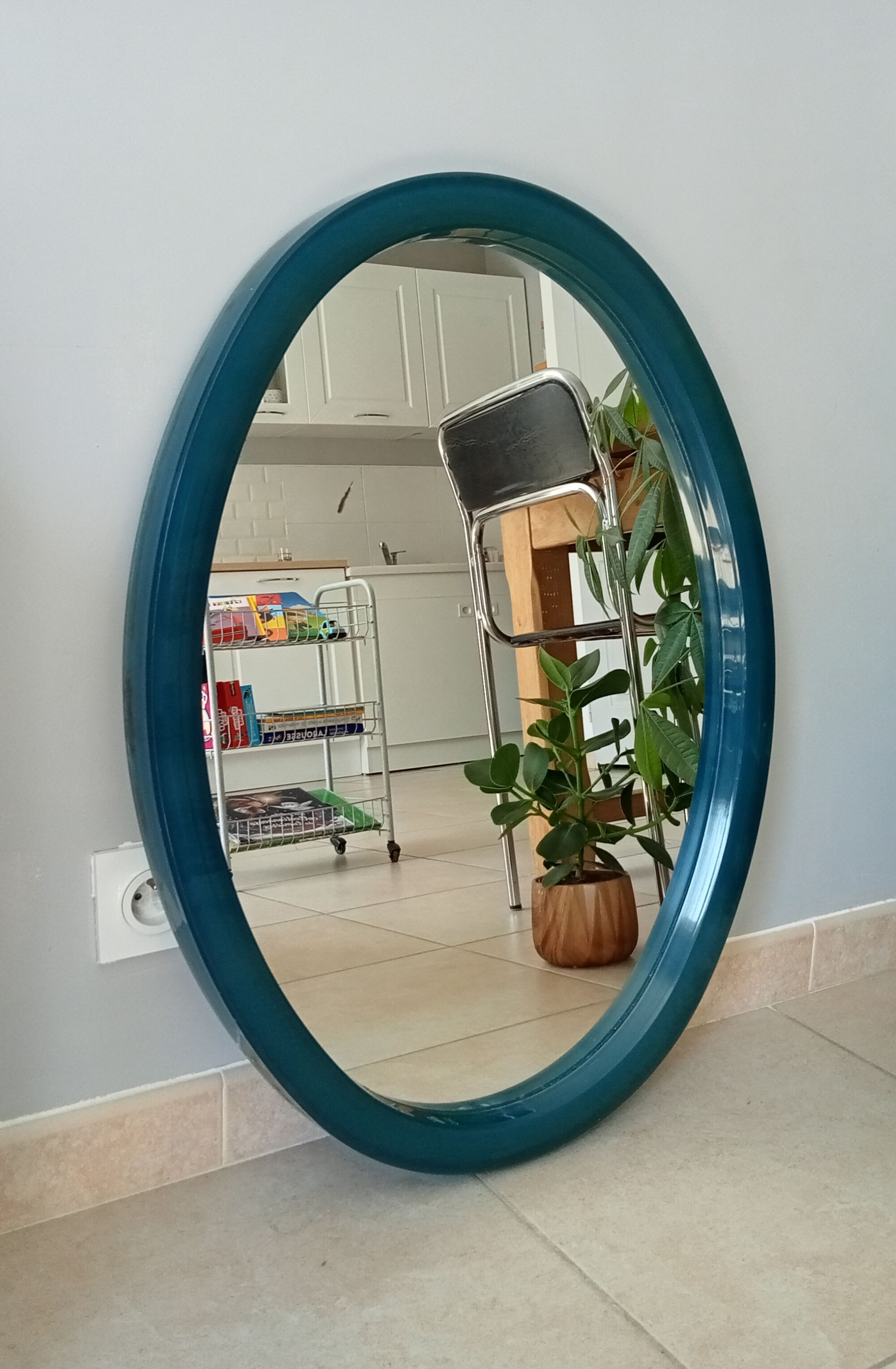 Oval mirror 70s - 78x58cm