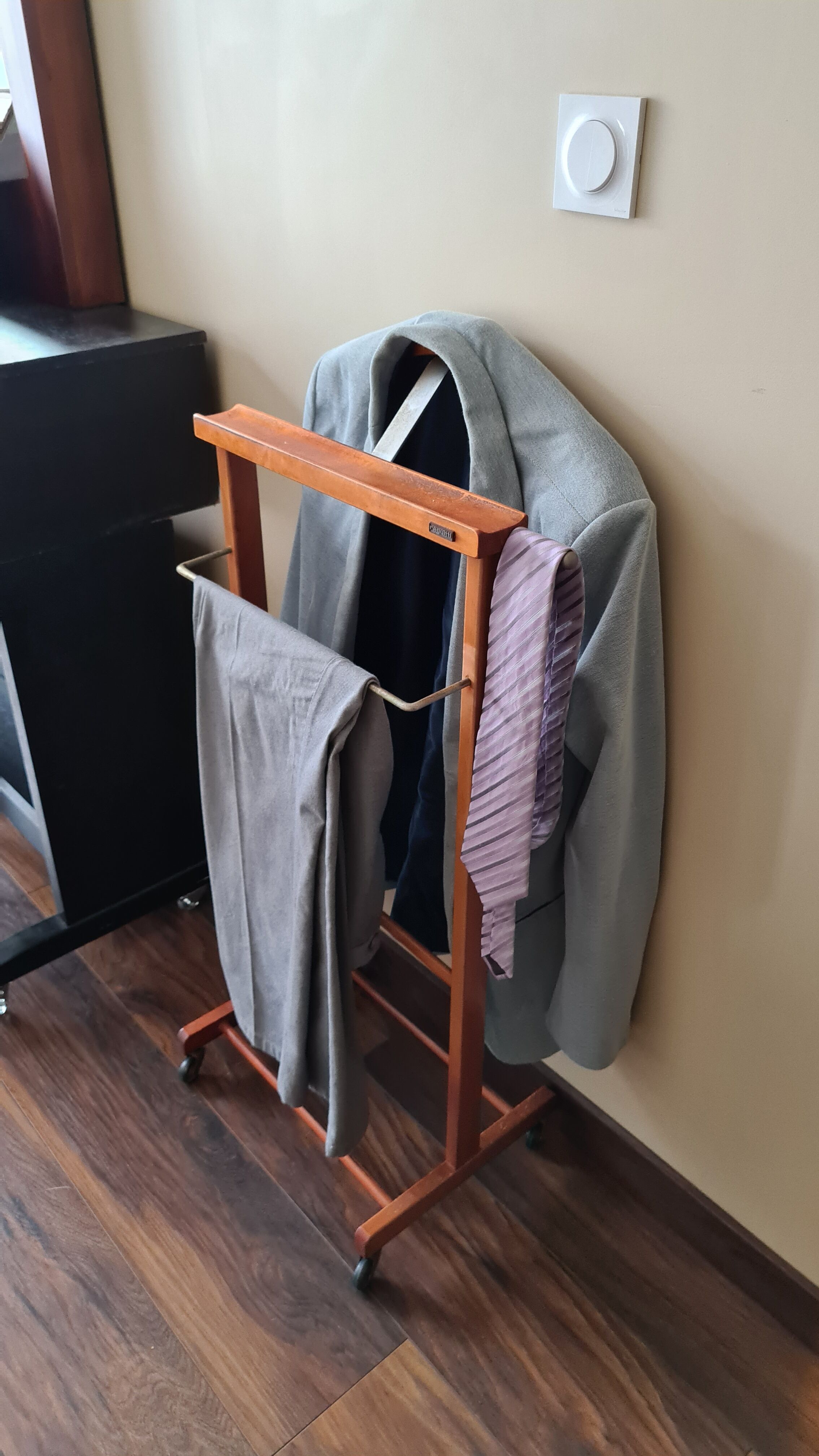 Beech valet by Fratelli Reguitti