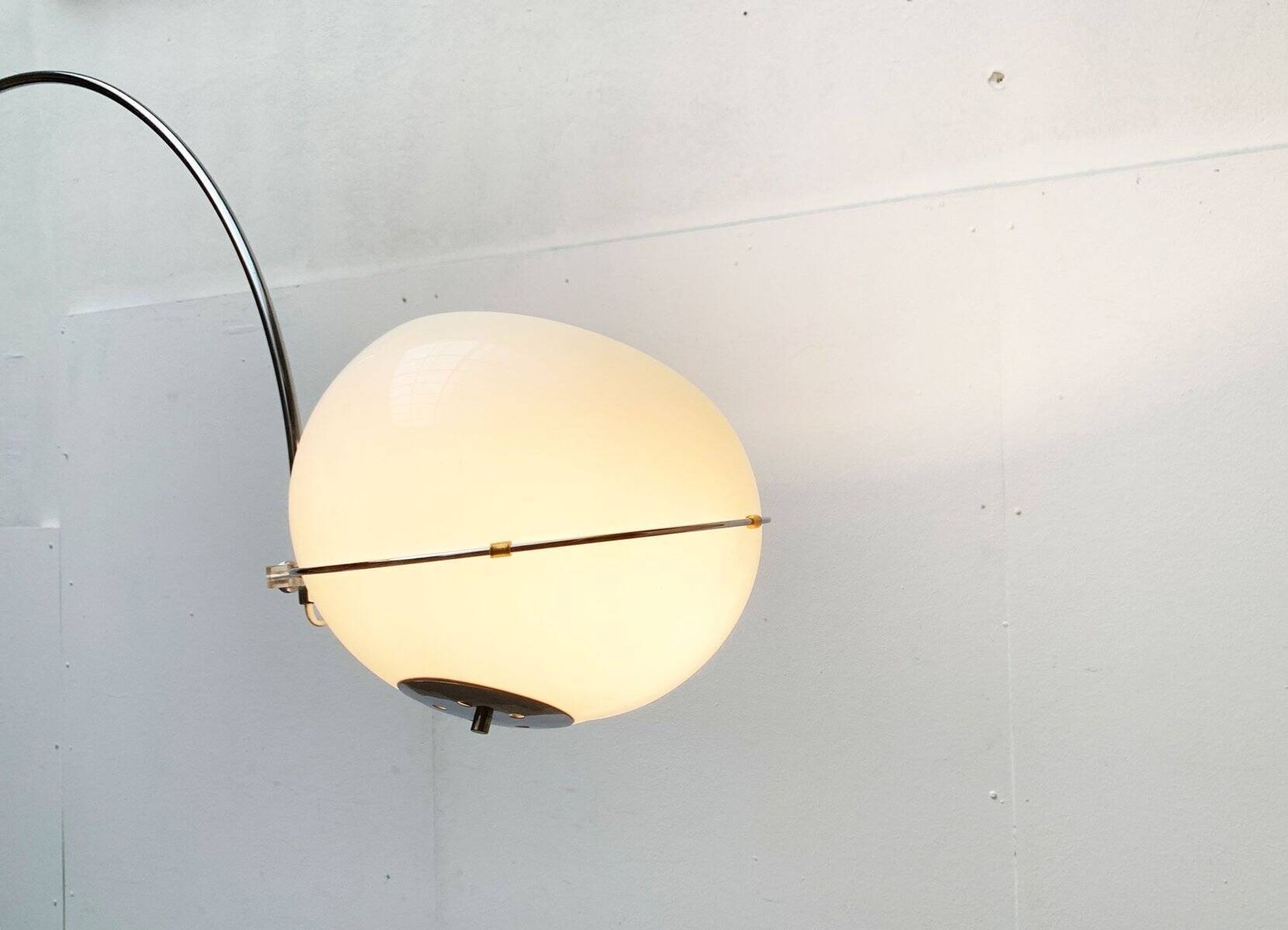 Lampadaire Arc Âge Spatial du Milieu du Siècle de Gepo, années 1960