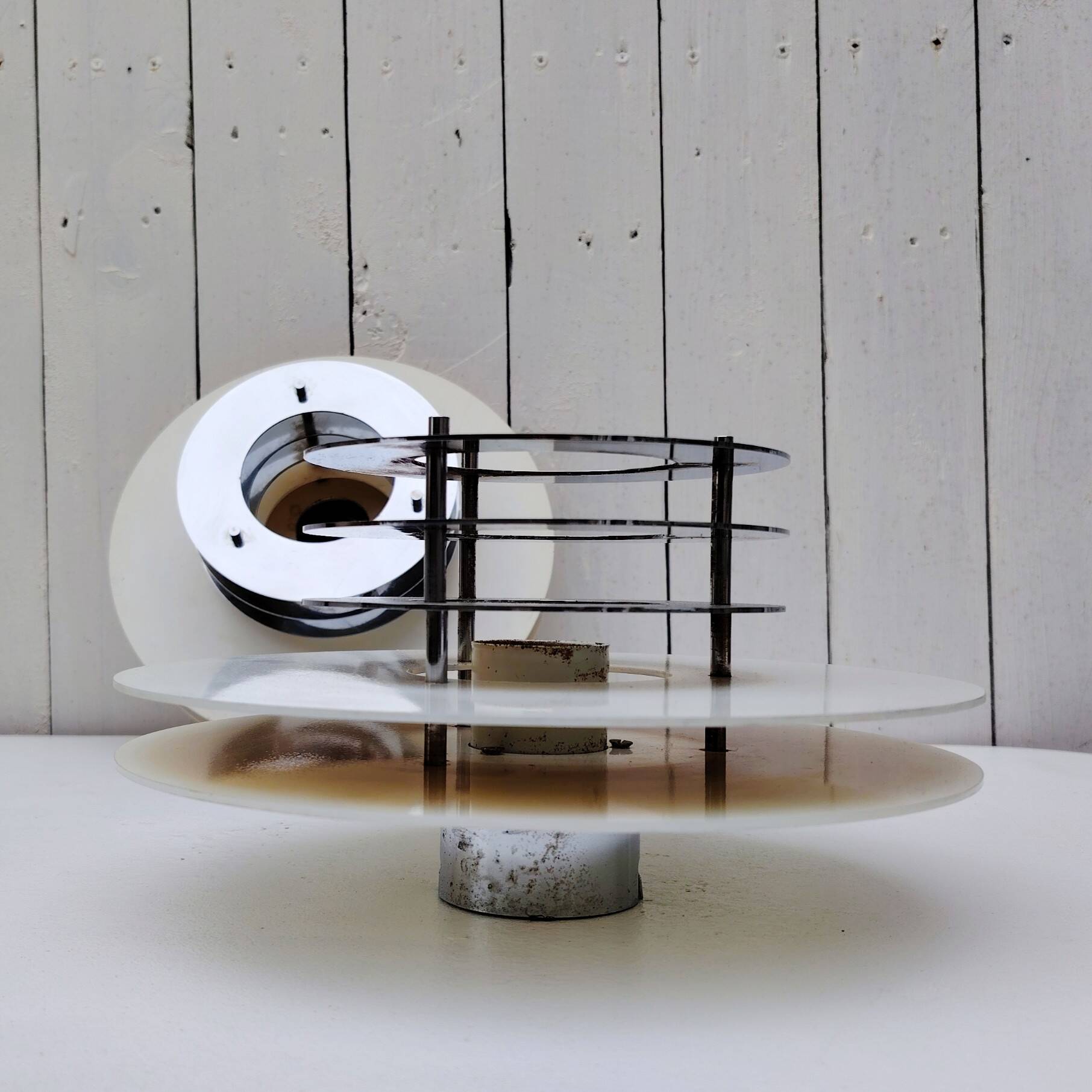 Pair of 70s Enrico Tronconi designer wall lights