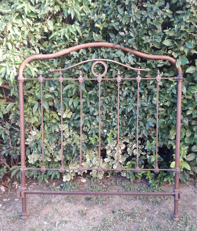 Napoleon III headboard in iron and brass L127xH139
