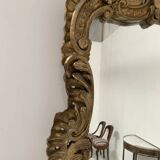 Louis XV mirror in carved gilded wood, late 18th century
