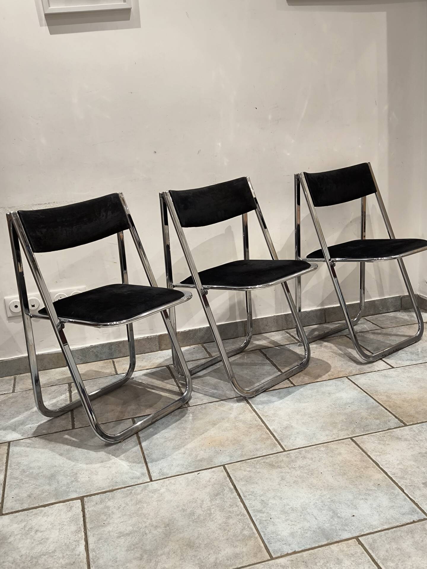 3 Tamara folding chairs from the 1970s