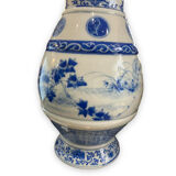 Pair of Asian vases in white and blue porcelain