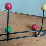 Ball coat rack