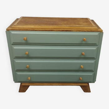 Vintage chest of drawers