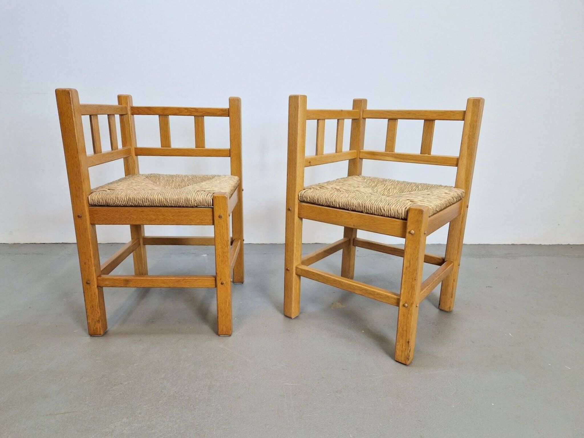 Dutch Modernist Art Deco Style Corner Chair in Oak and Rush, 1950s, Set of 2